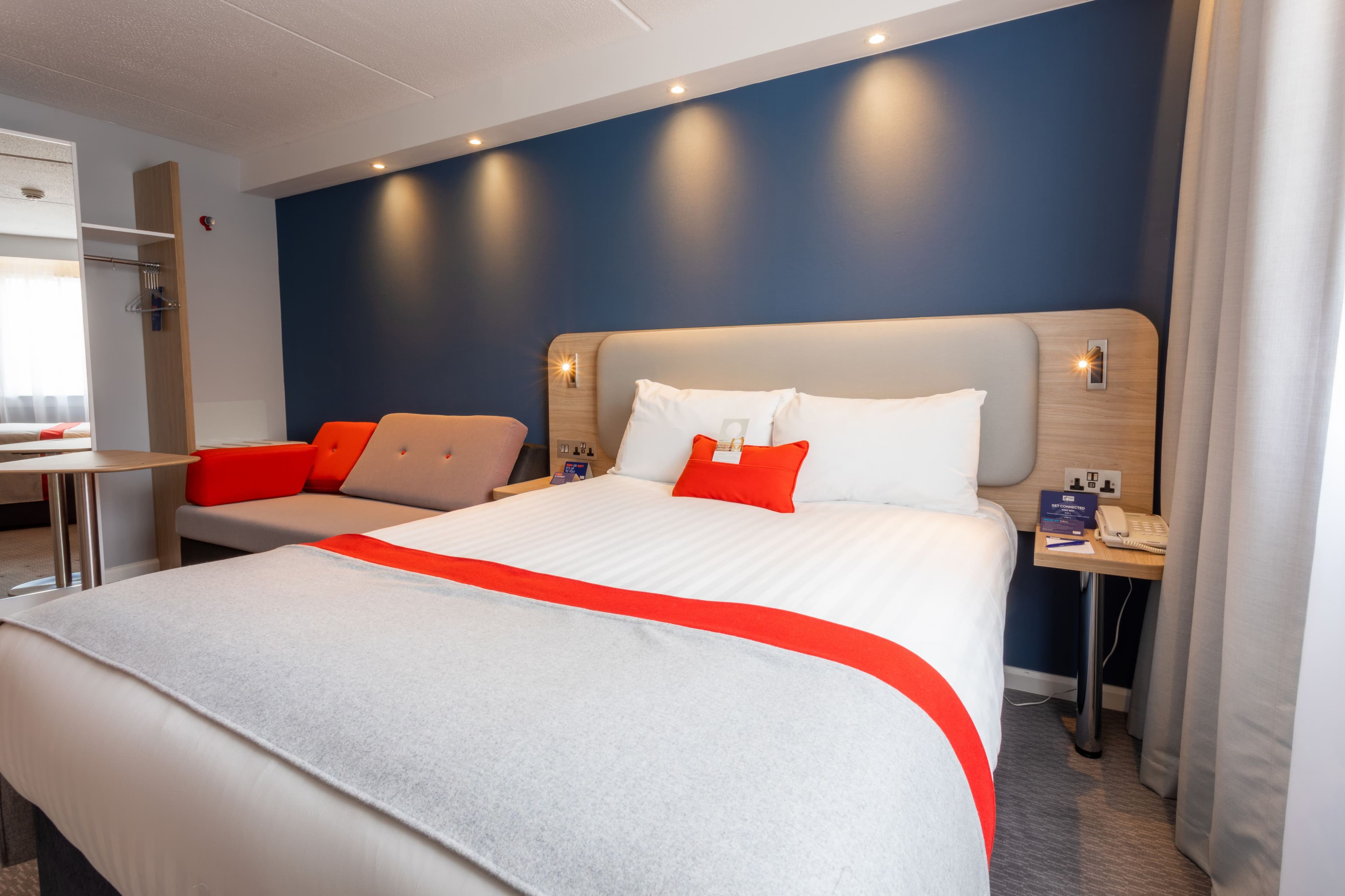 Holiday Inn Express Glasgow - City Ctr Theatreland — 6
