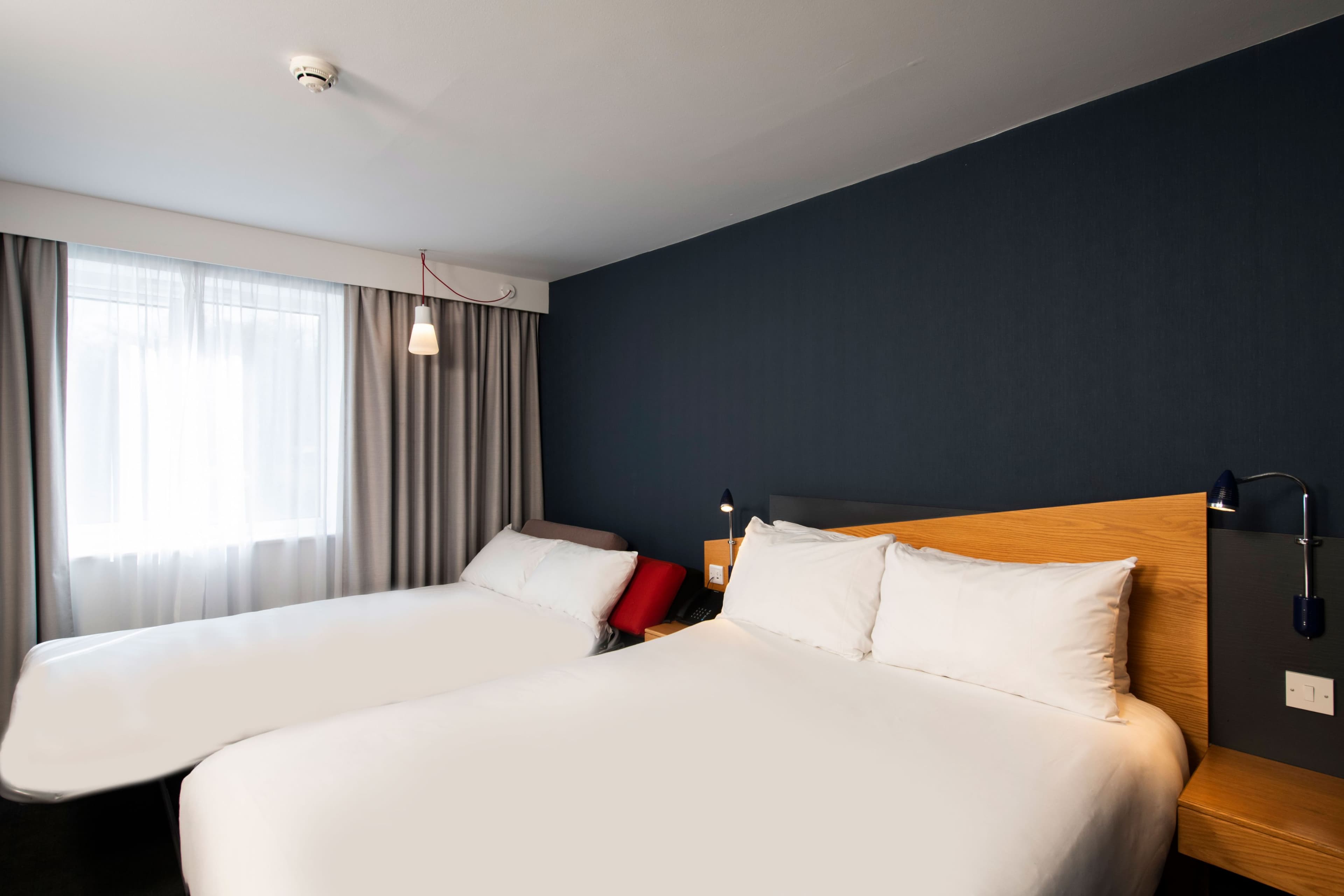 Holiday Inn Express Glasgow - City Ctr Riverside — 11