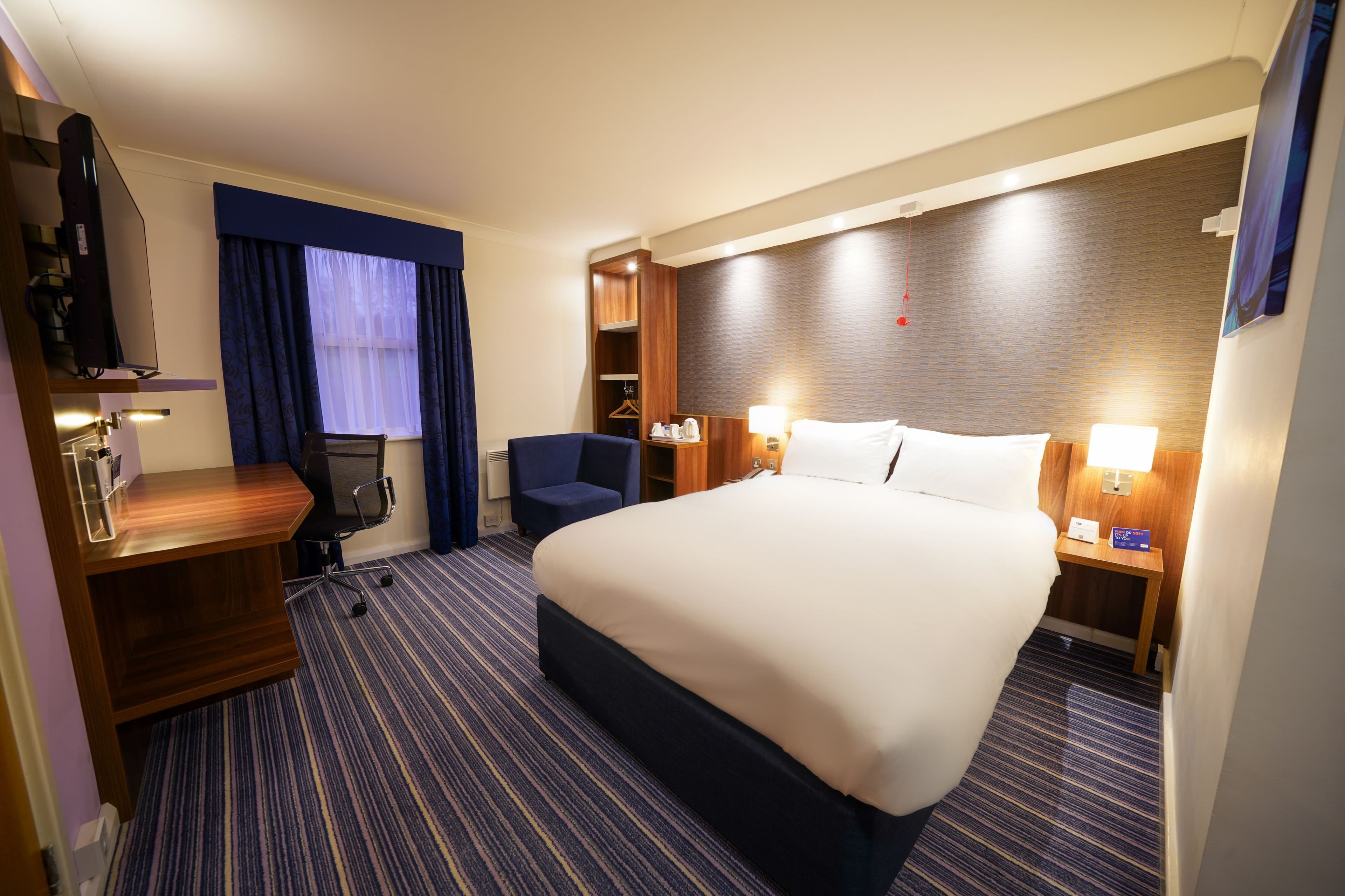 Holiday Inn Express Glenrothes — 33