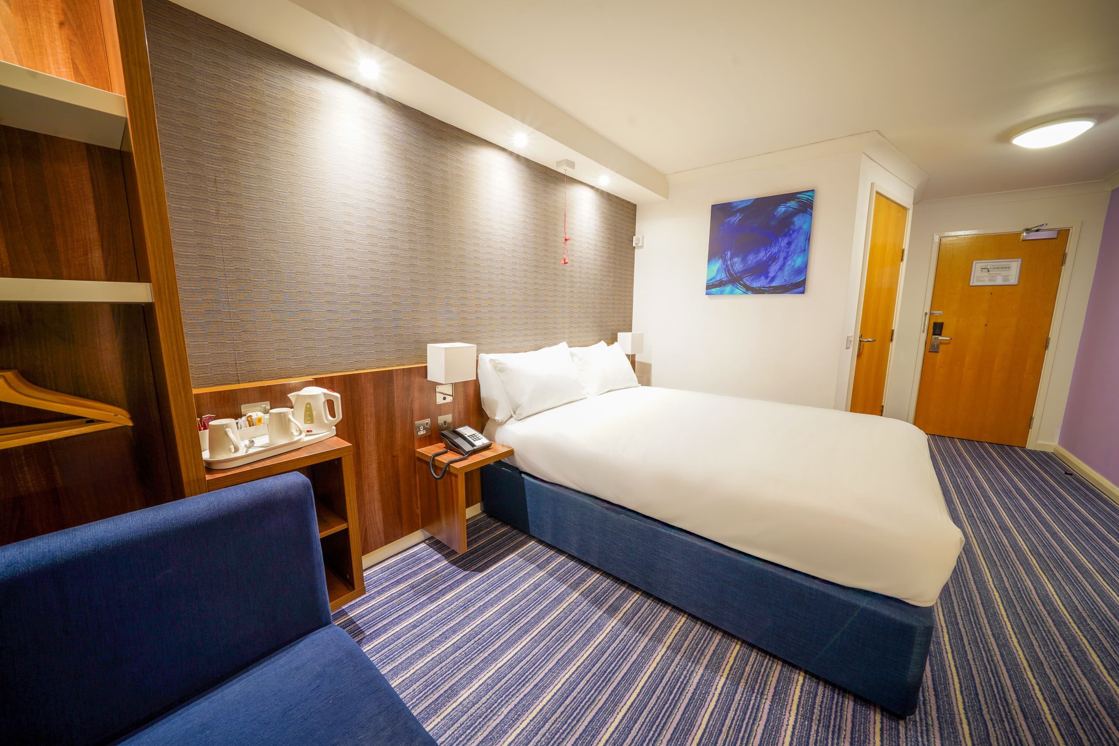 Holiday Inn Express Glenrothes — 29