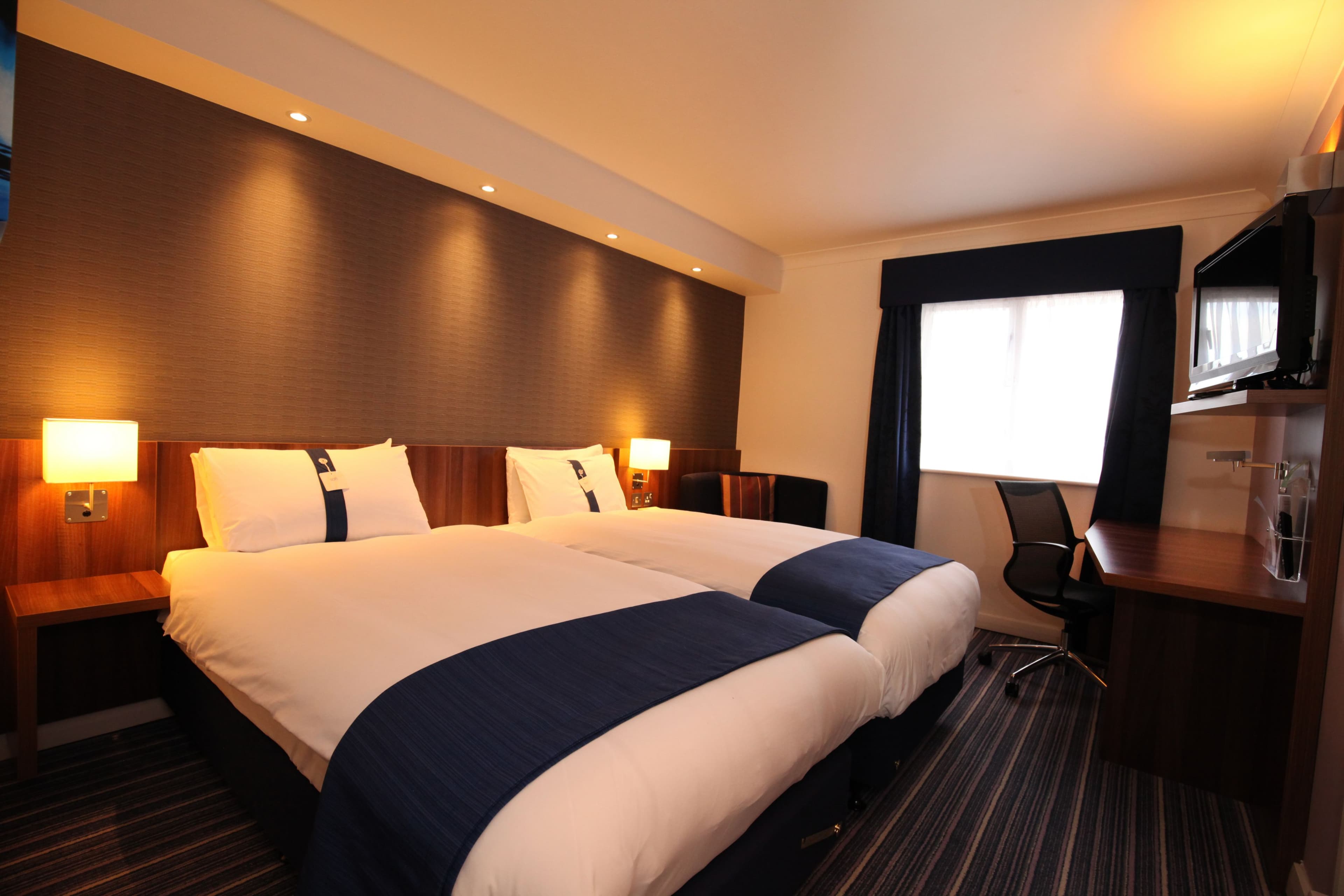 Holiday Inn Express Glenrothes — 38