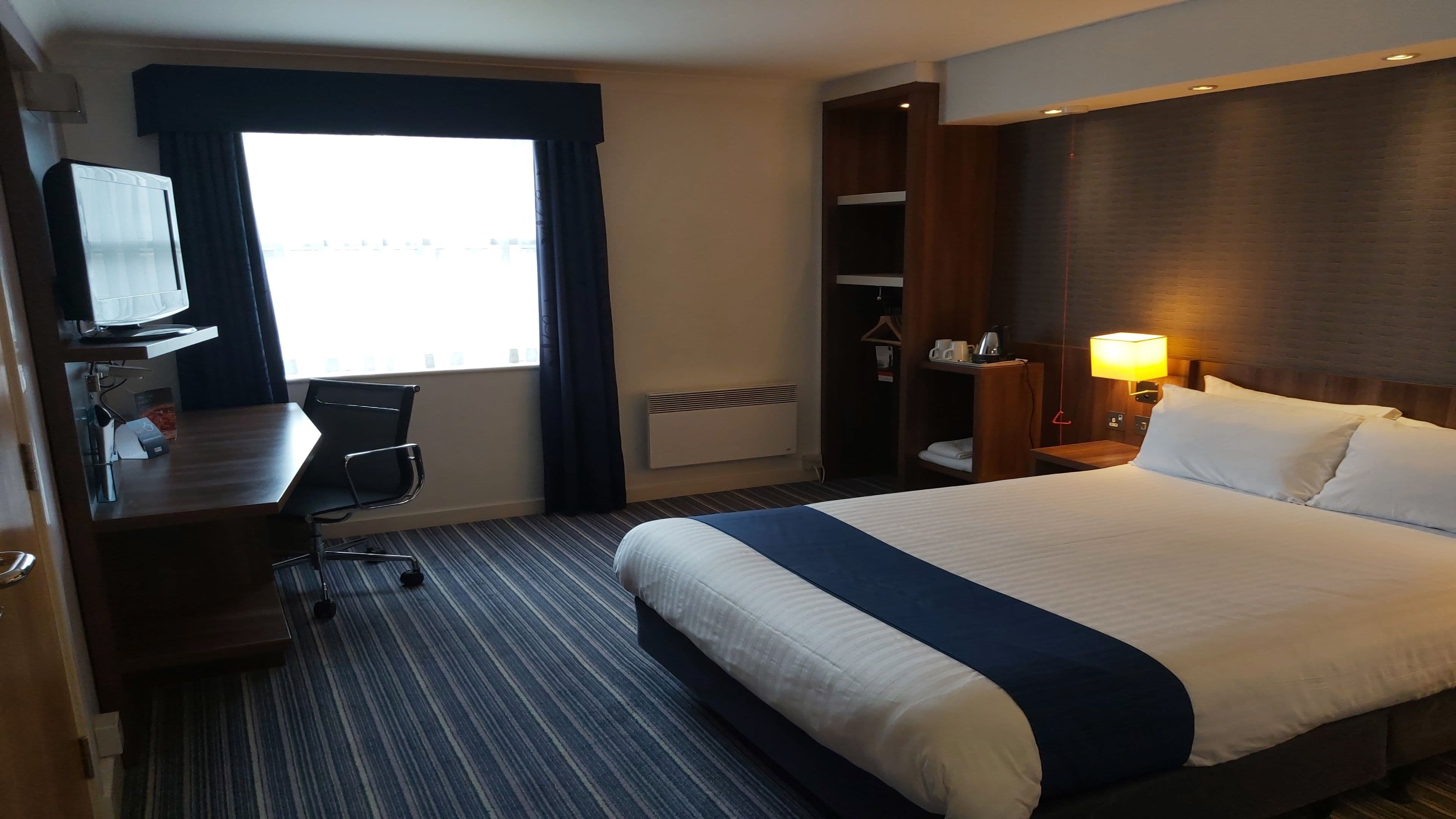 Holiday Inn Express Glenrothes — 6