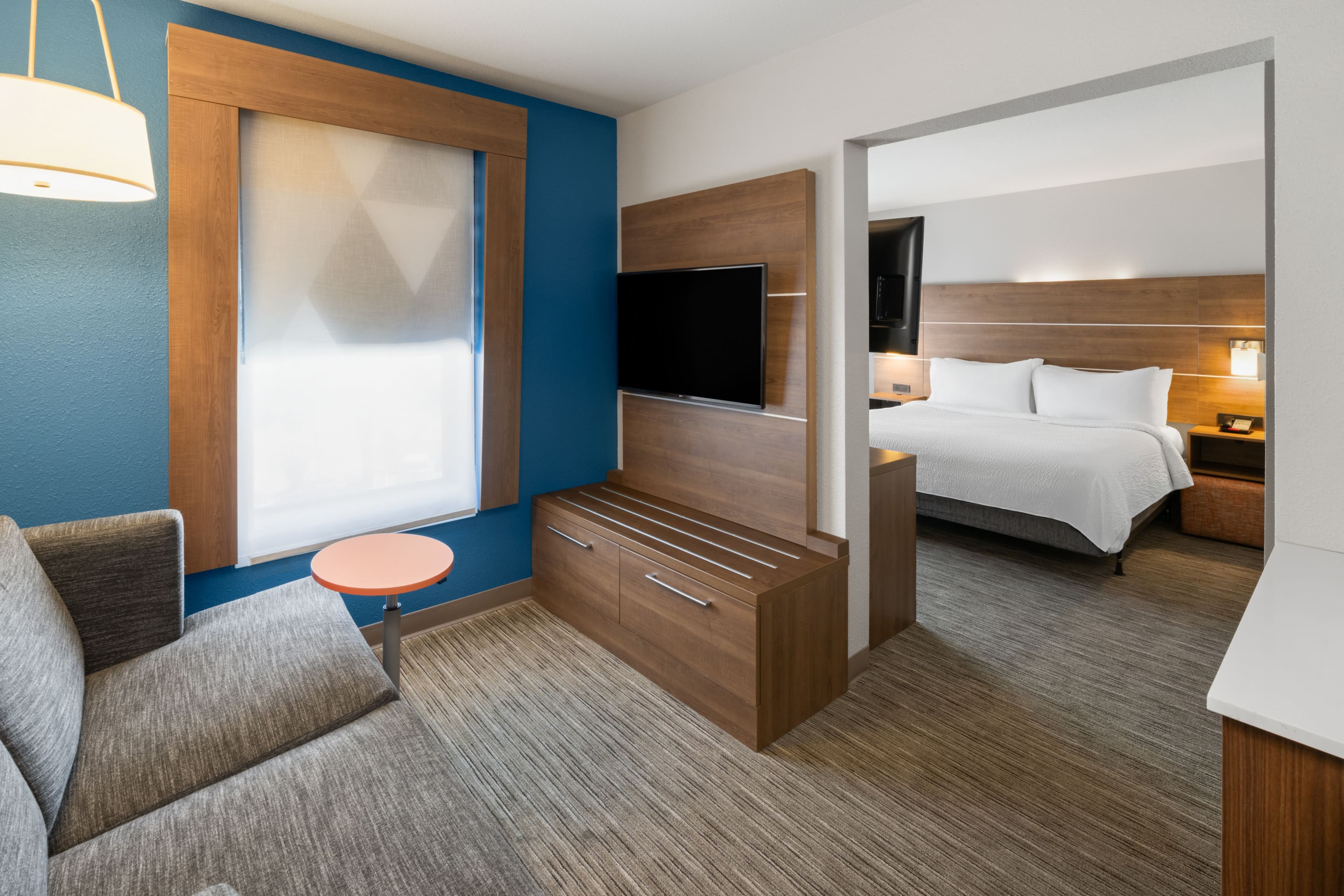 Holiday Inn Express Glenwood Springs (Aspen Area) — 13