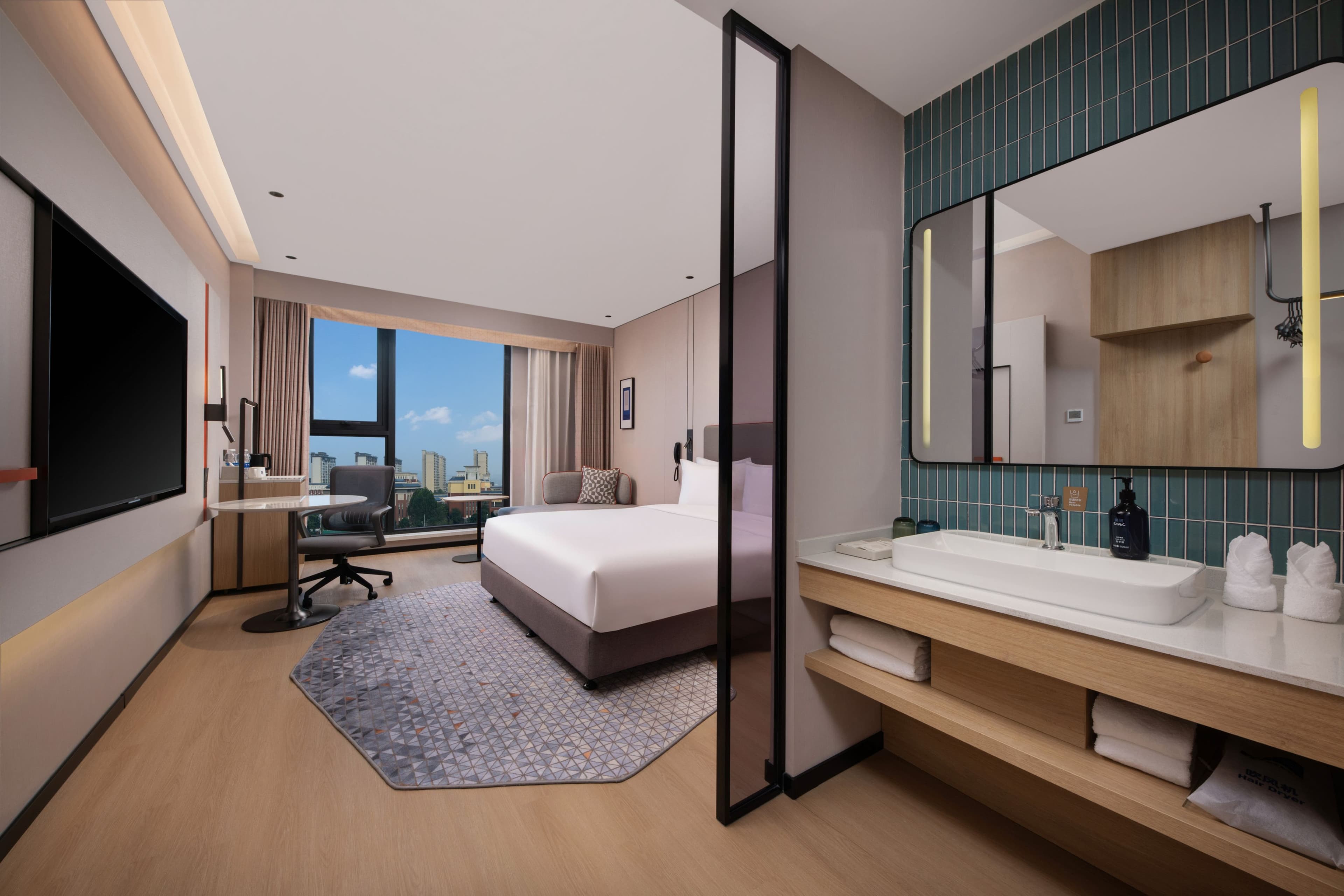 Holiday Inn Express Gongyi City Center — 7