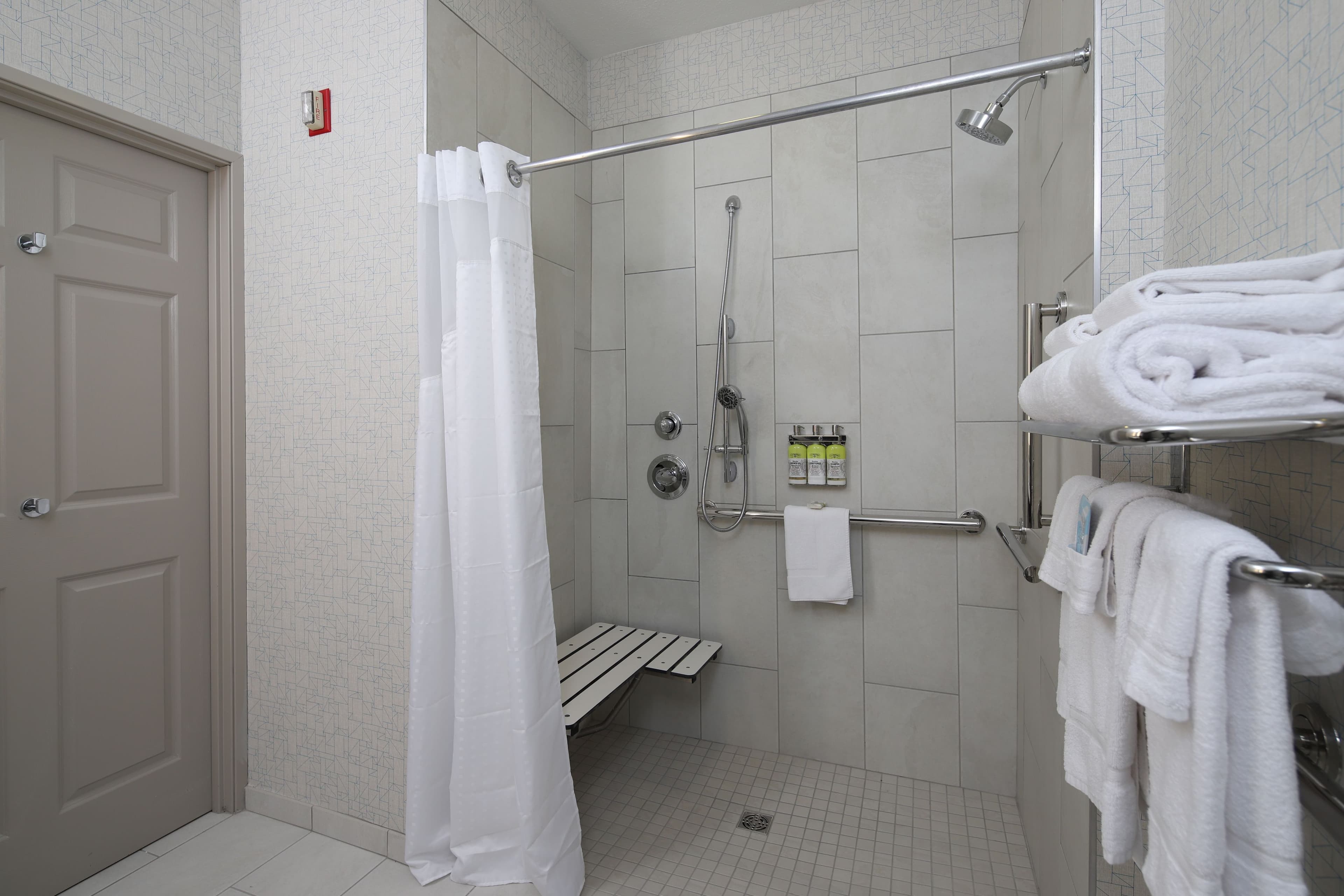 Holiday Inn Express Grand Rapids SW — 15