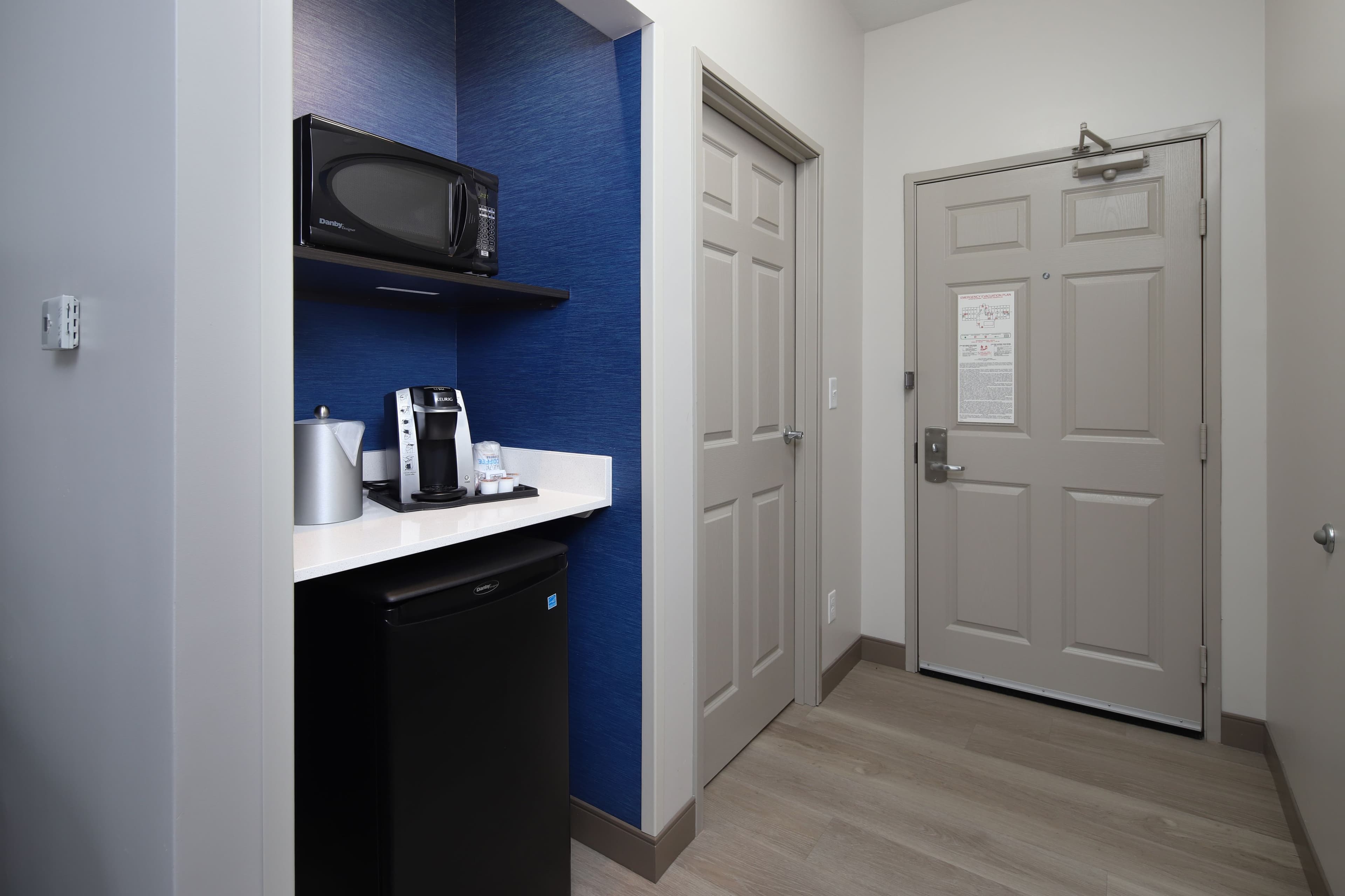 Holiday Inn Express Grand Rapids SW — 6