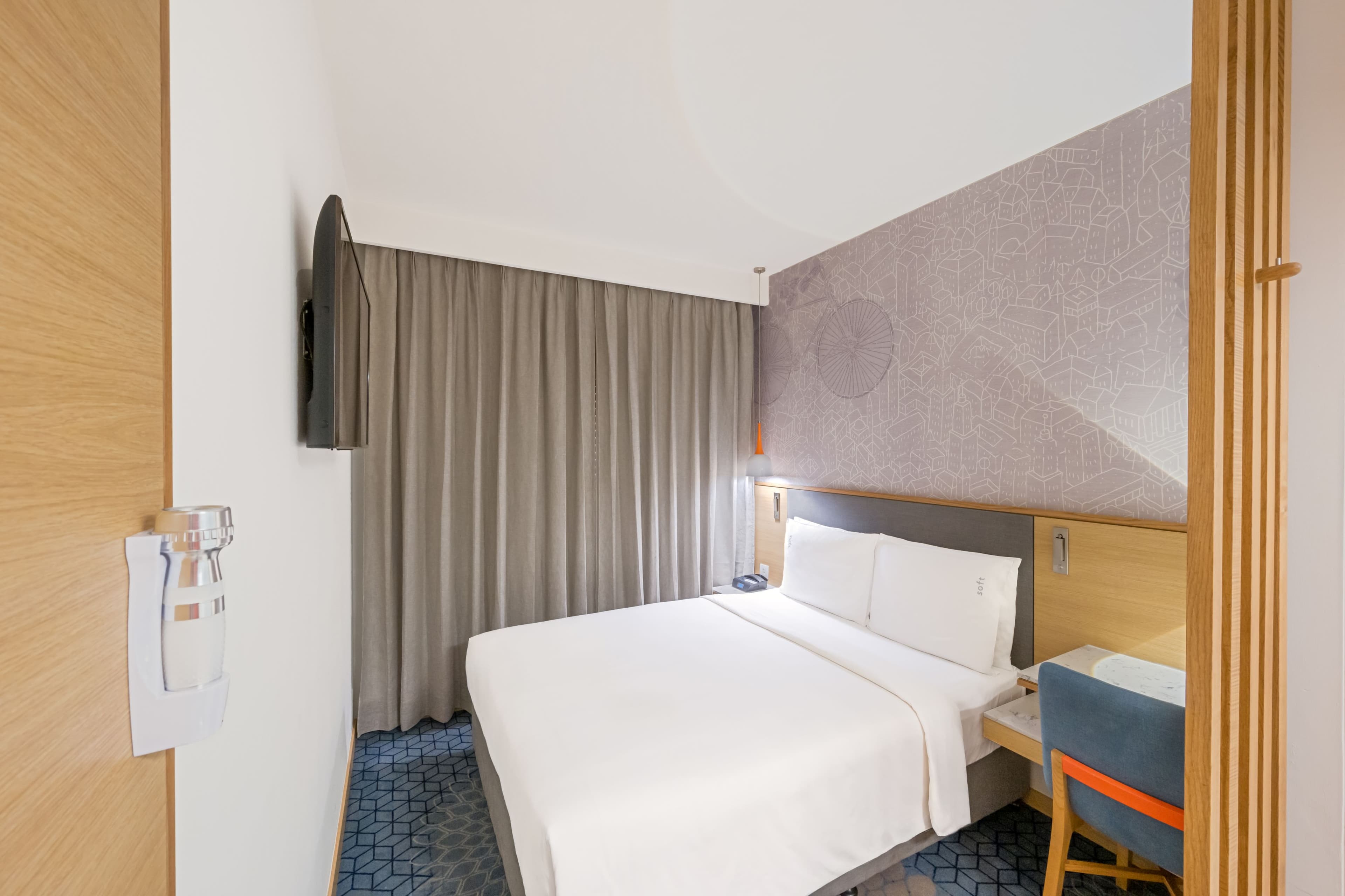 Holiday Inn Express Greater Noida Knowledge Park - Image 3