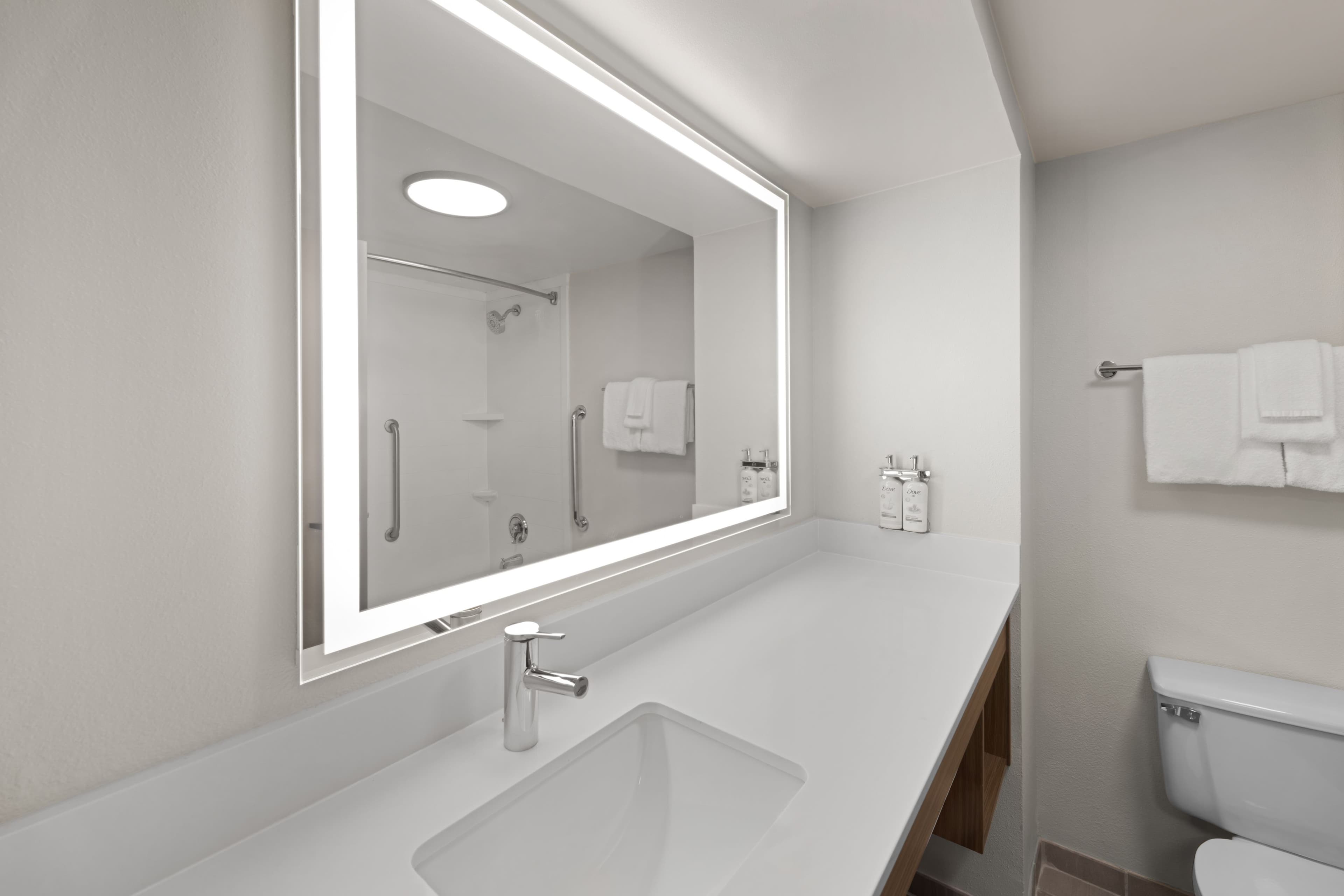Standard Room - Image 6