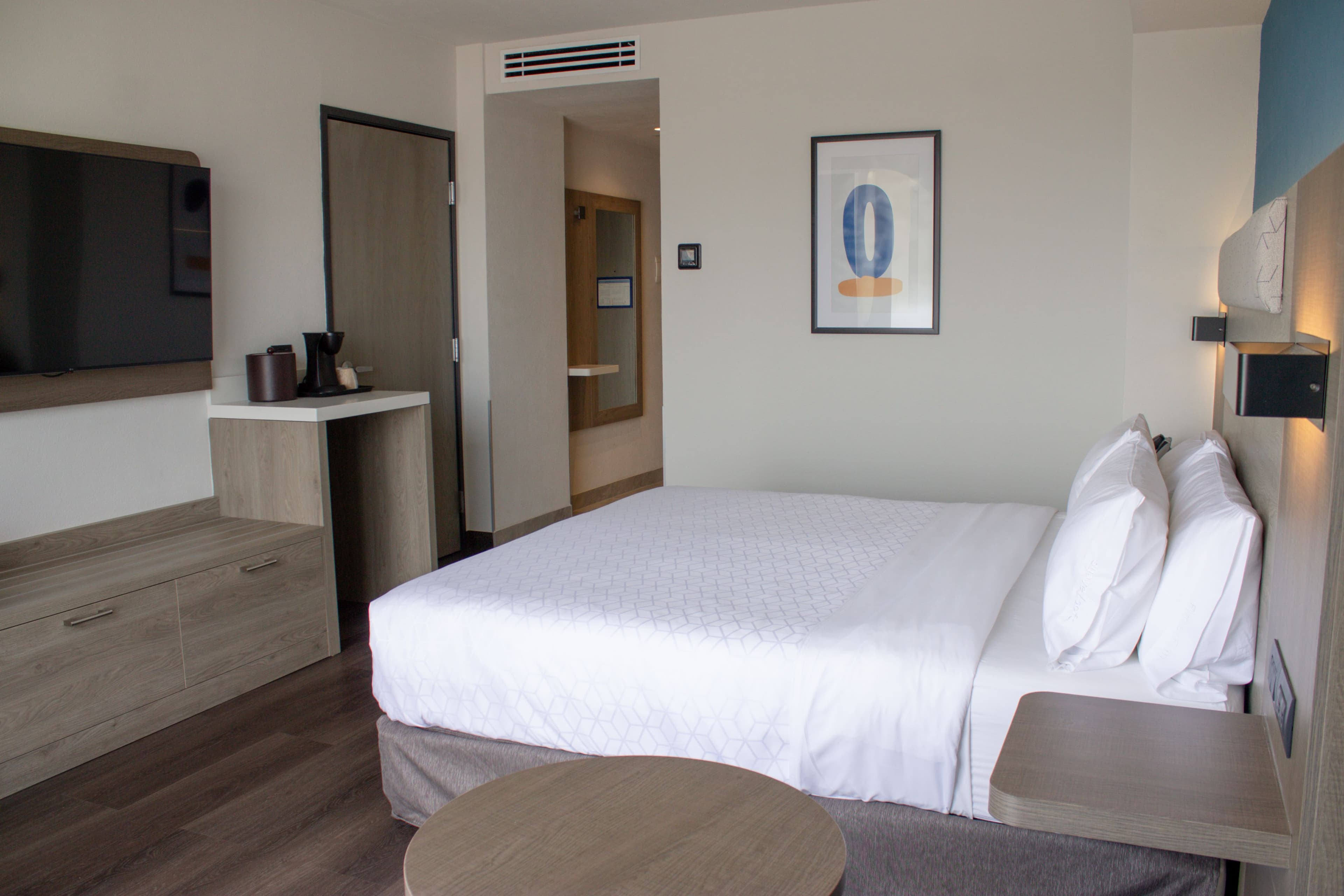 Holiday Inn Express Guadalajara Expo — 7