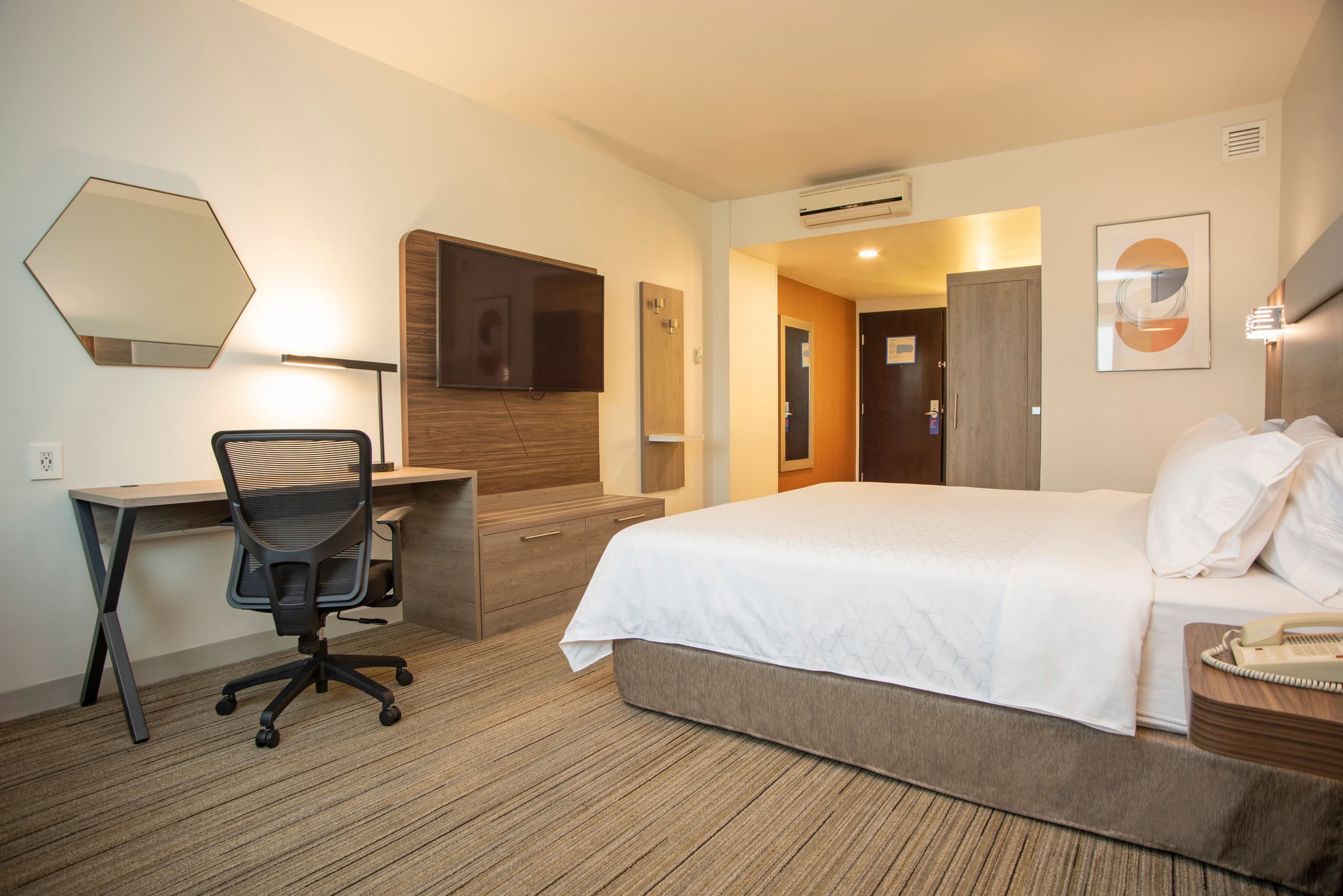 Holiday Inn Express Guadalajara Iteso — 9
