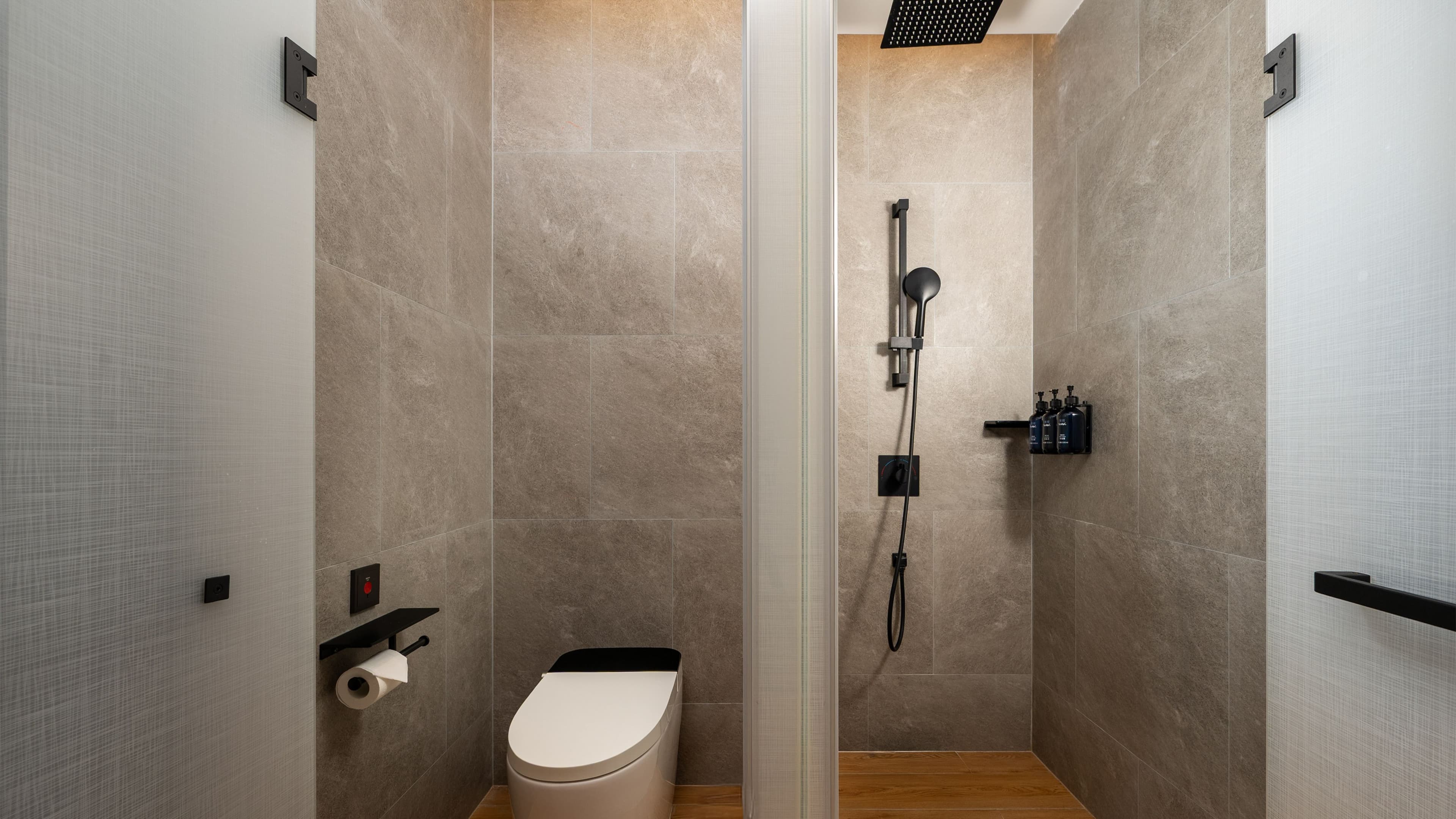 Holiday Inn Express Guangzhou Baiyun Airport T2 — 12