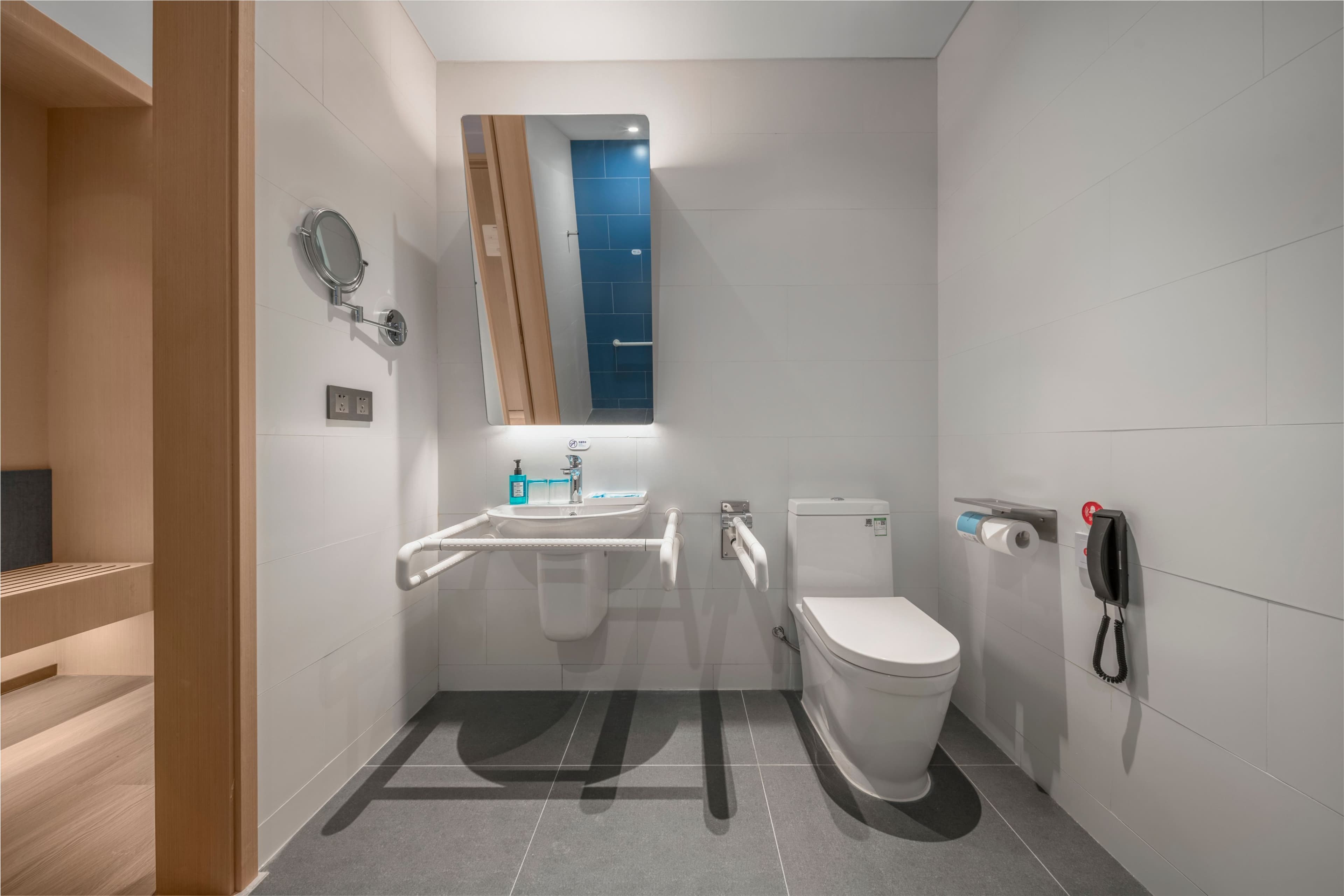 Holiday Inn Express Guangzhou Panyu — 40