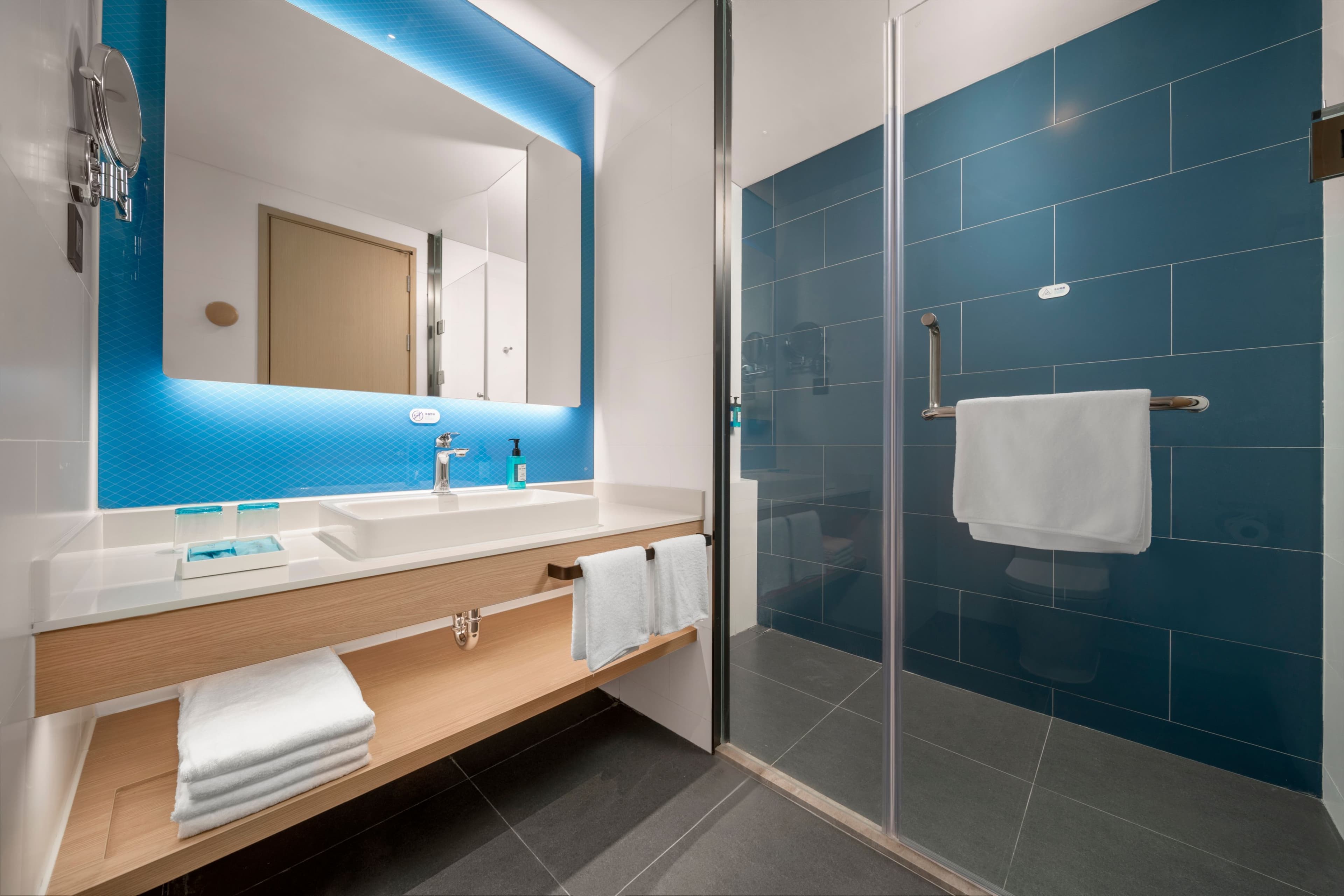 Holiday Inn Express Guangzhou Panyu — 12