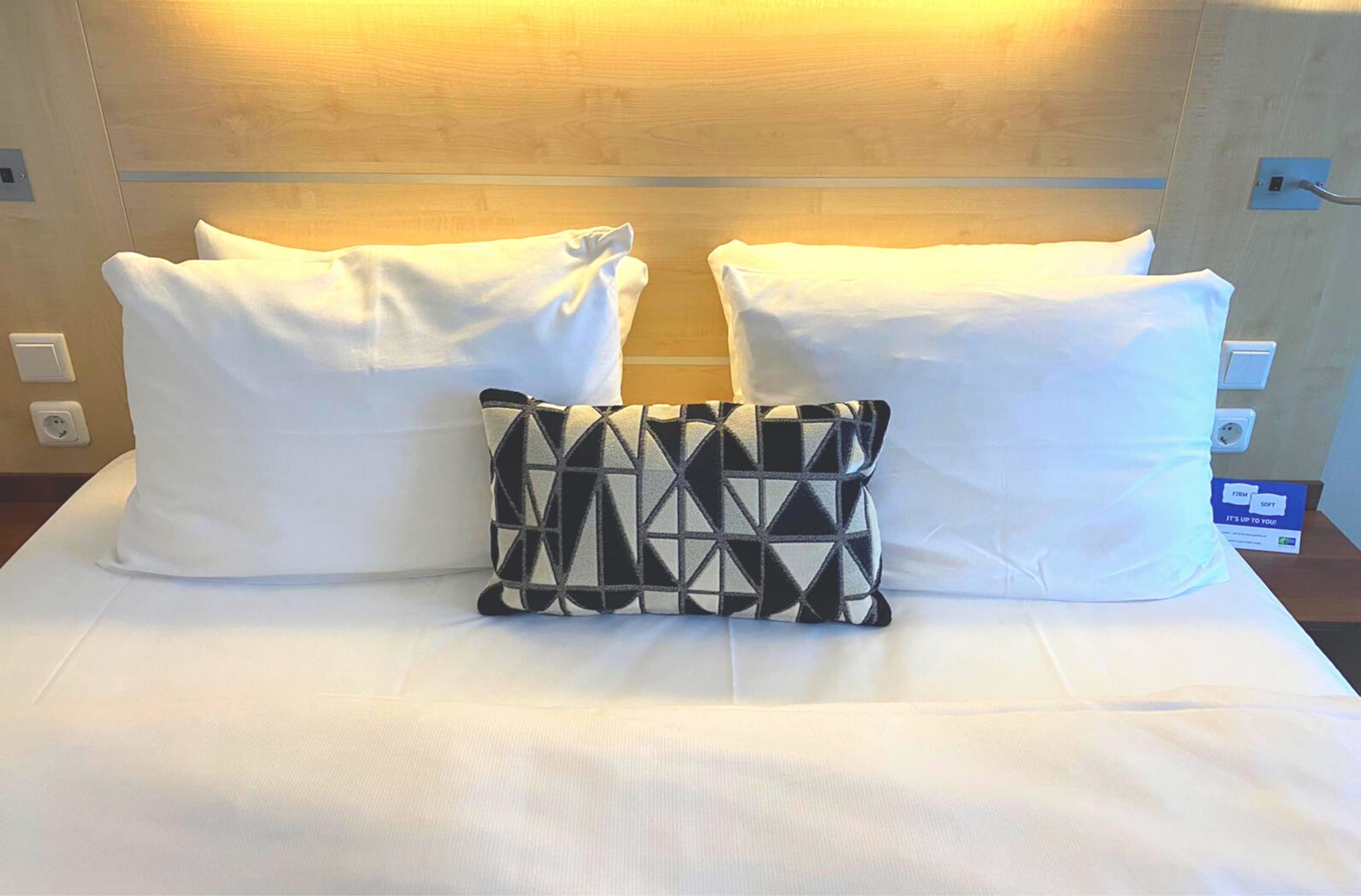 Holiday Inn Express Guetersloh - Image 2