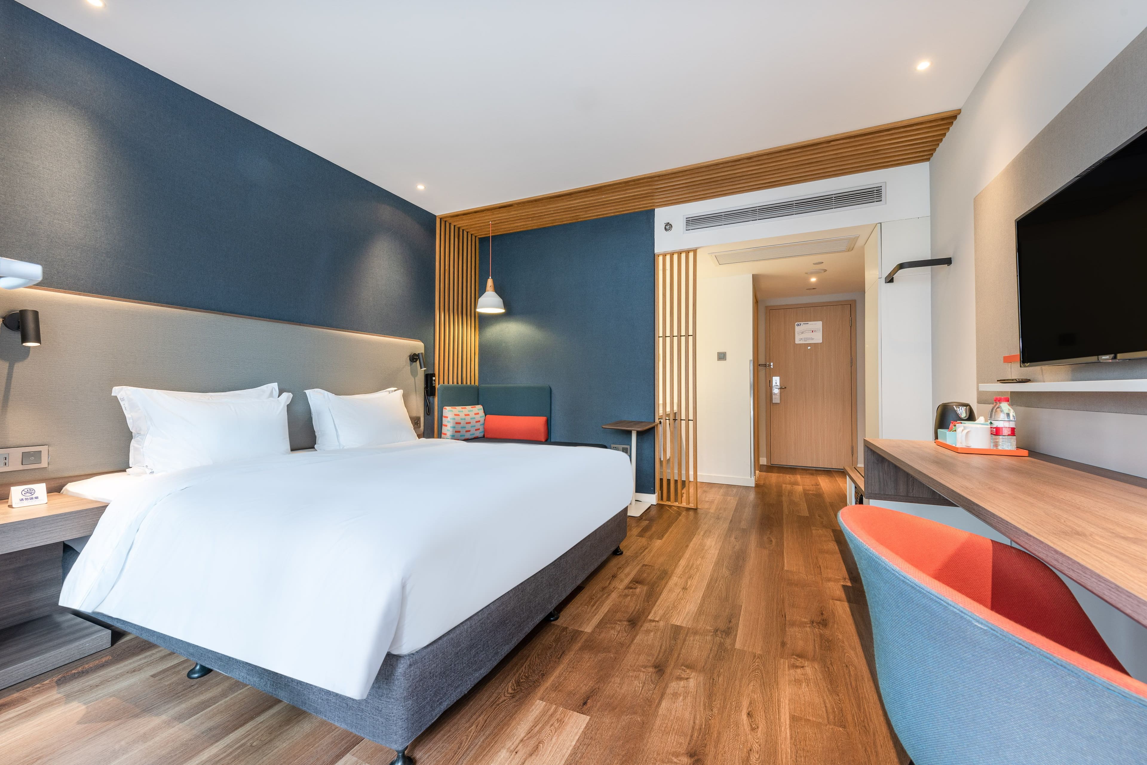 Holiday Inn Express Guiyang Century City Mall — 7