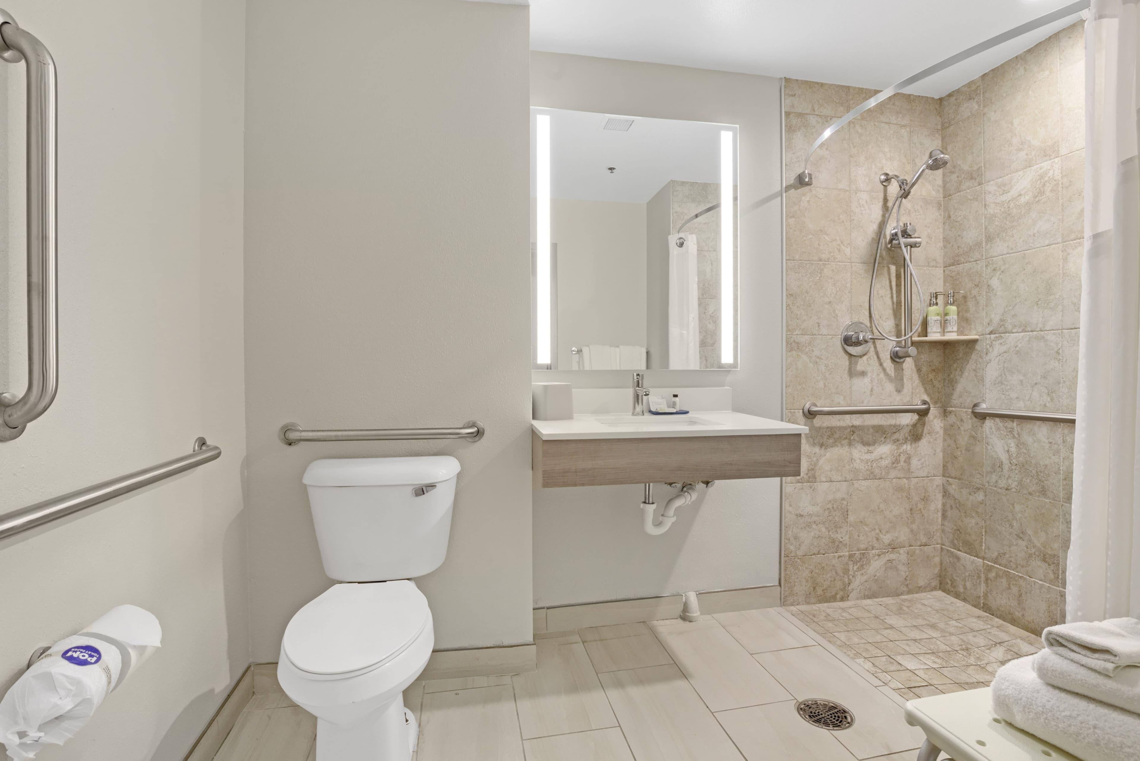 Holiday Inn Express Gulfport Beach — 8