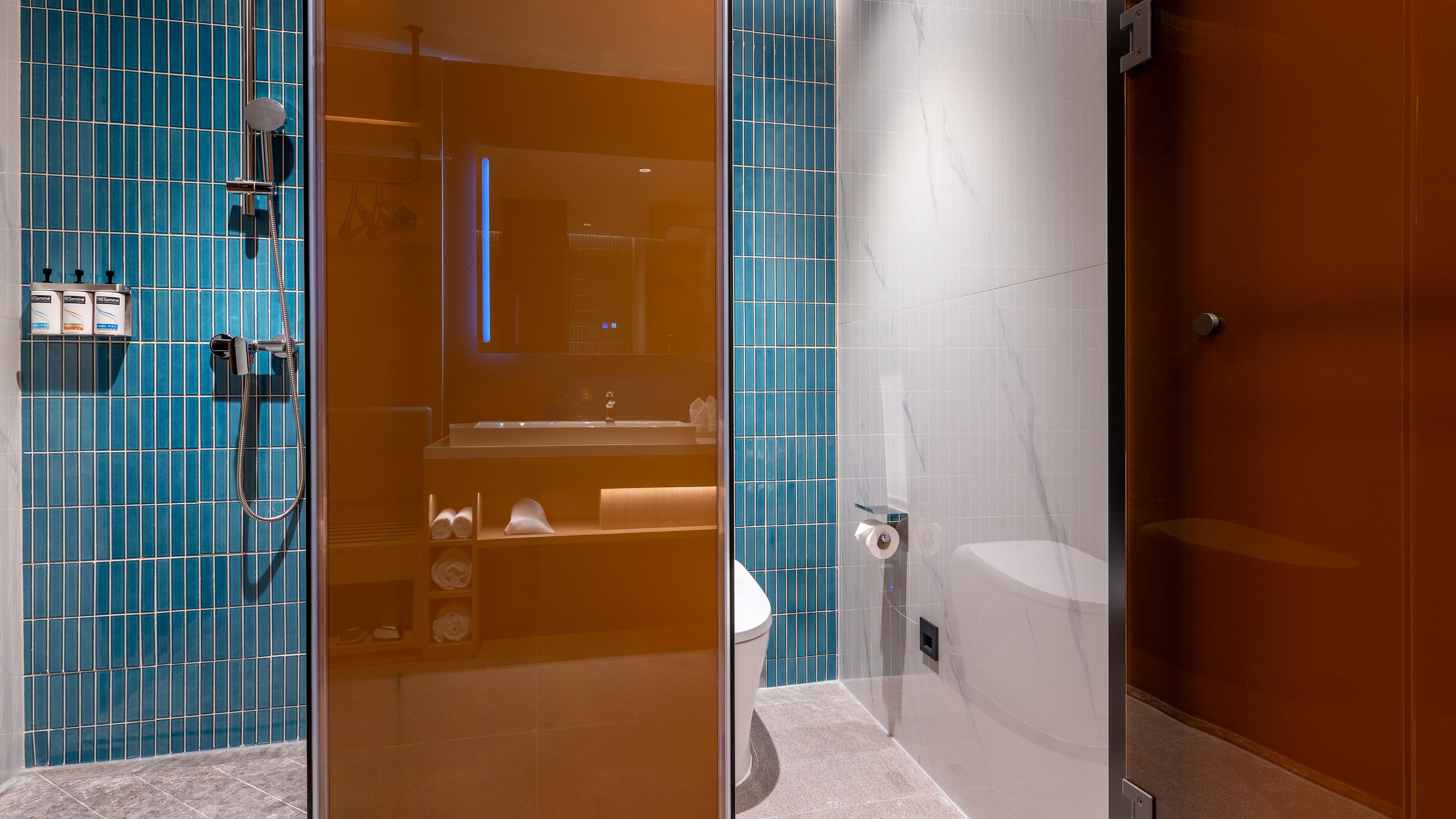 Holiday Inn Express Haikou Int'l Duty Free City — 14