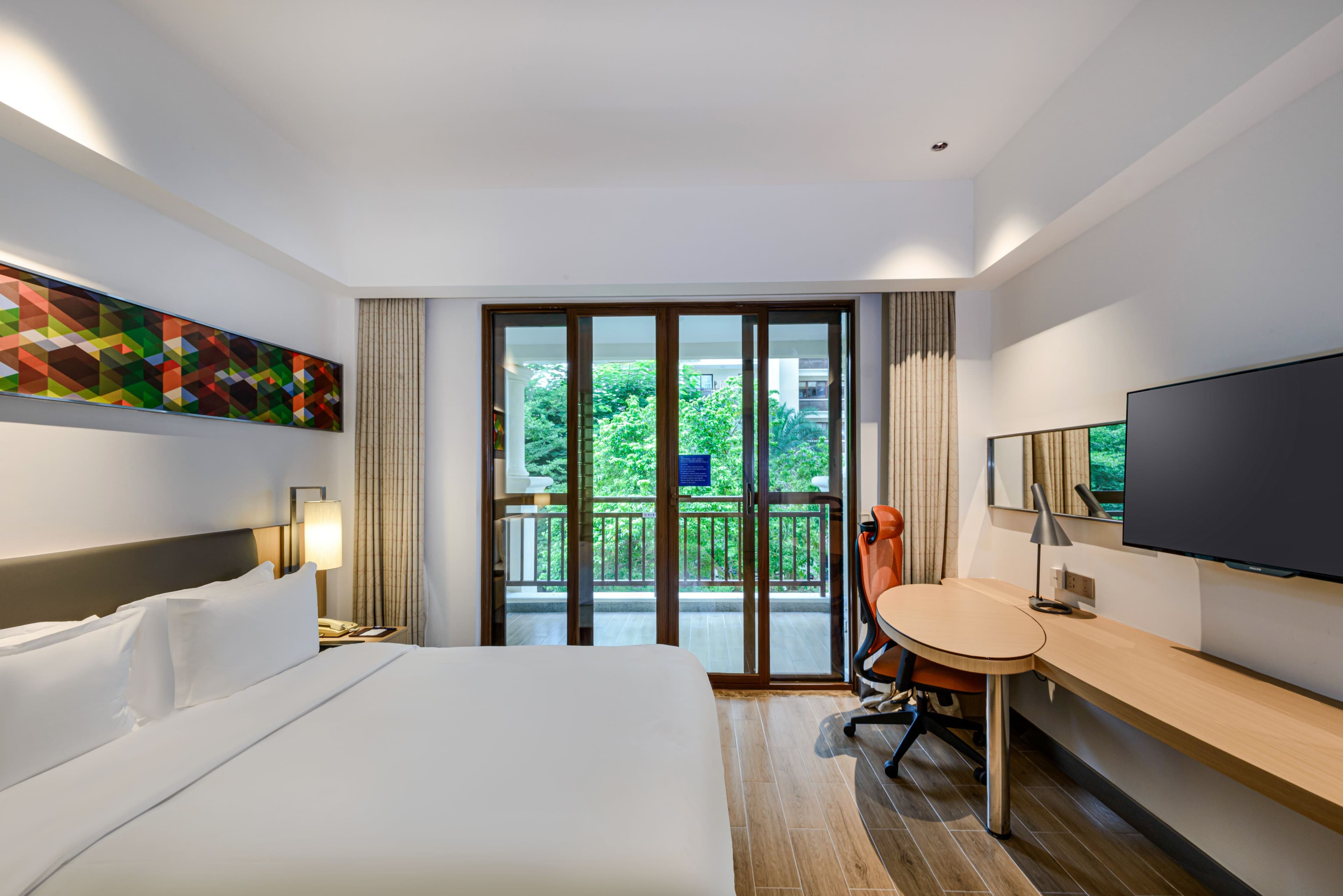 Holiday Inn Express Haikou West Coast — 7