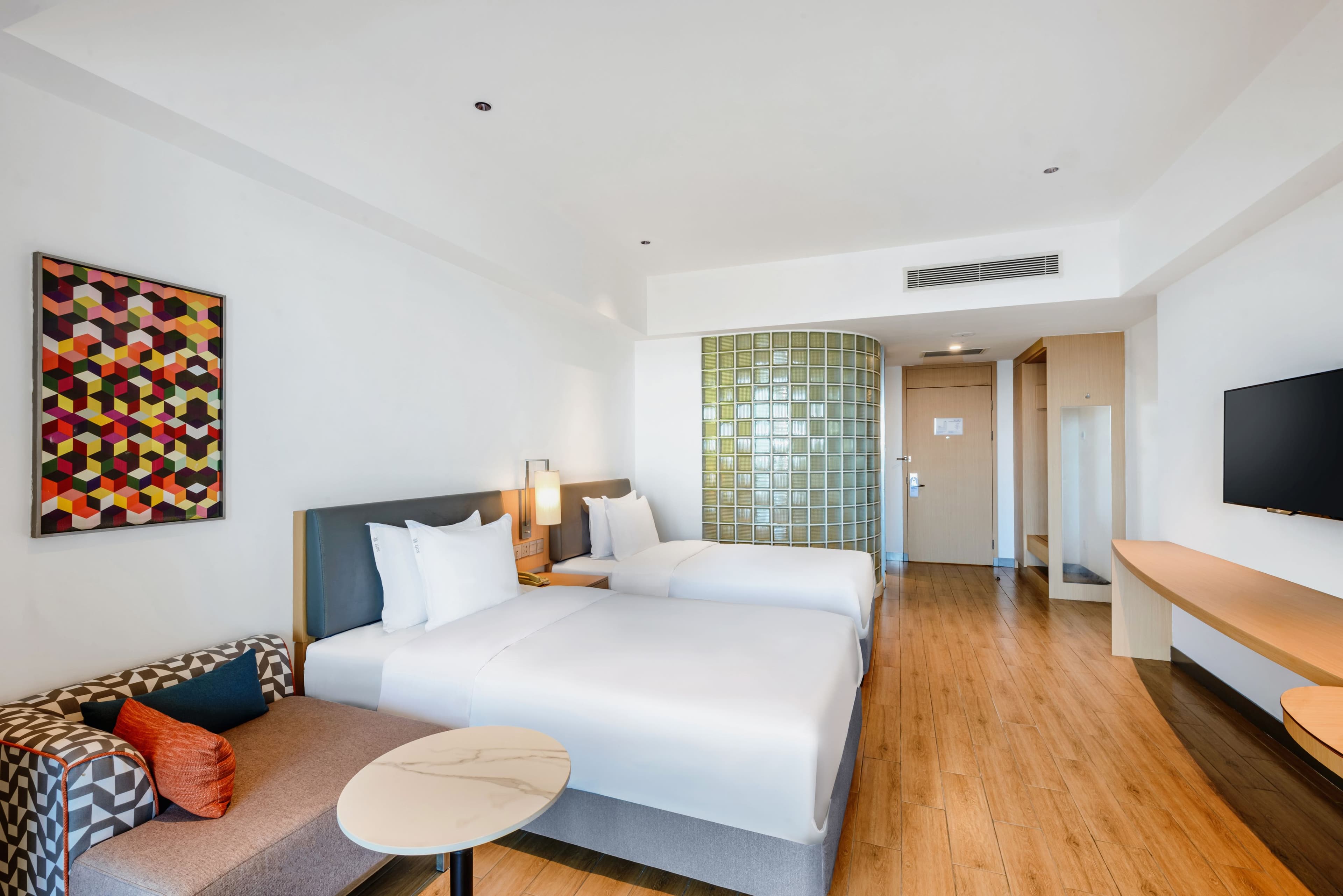 Holiday Inn Express Haikou West Coast — 17