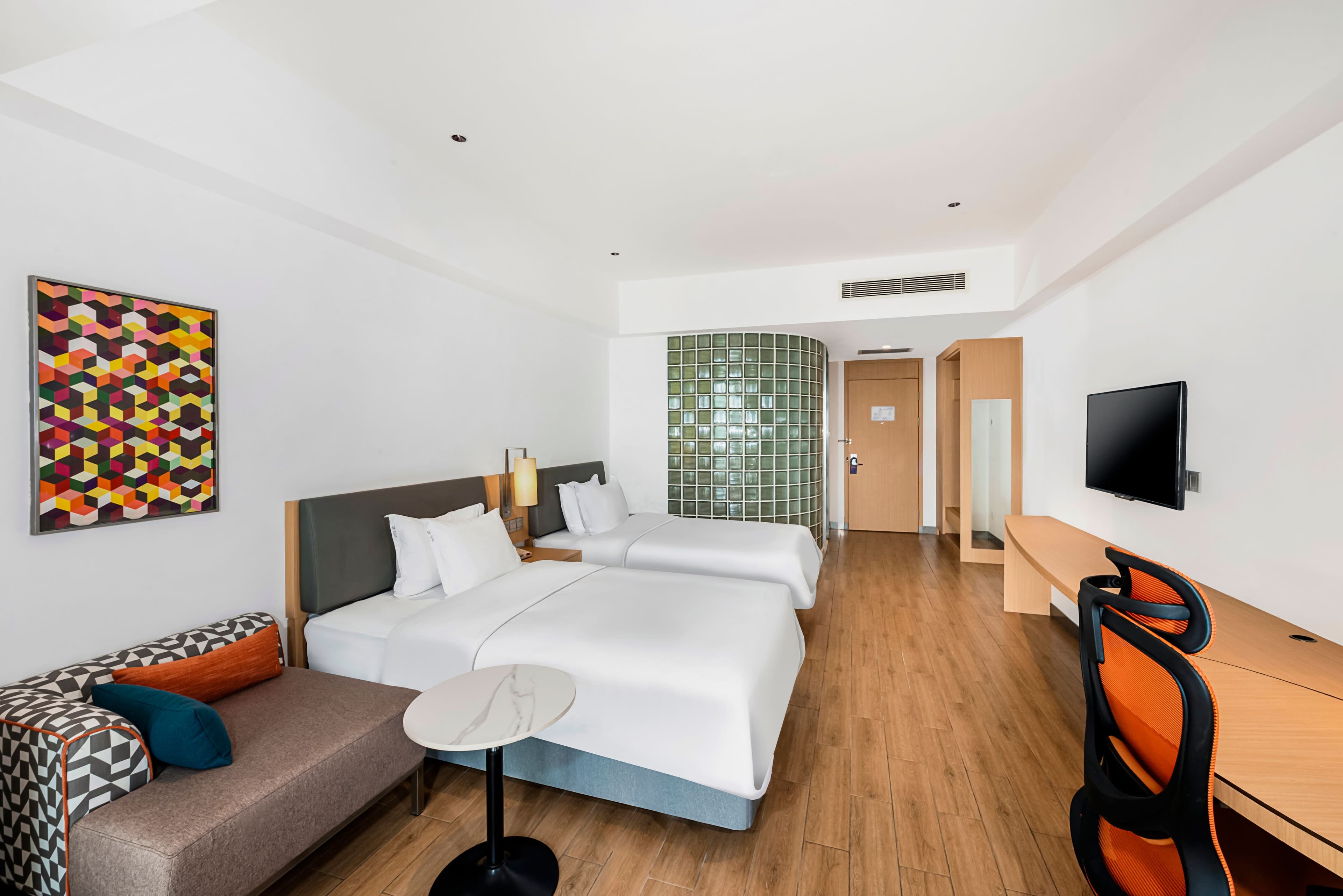 Holiday Inn Express Haikou West Coast — 14