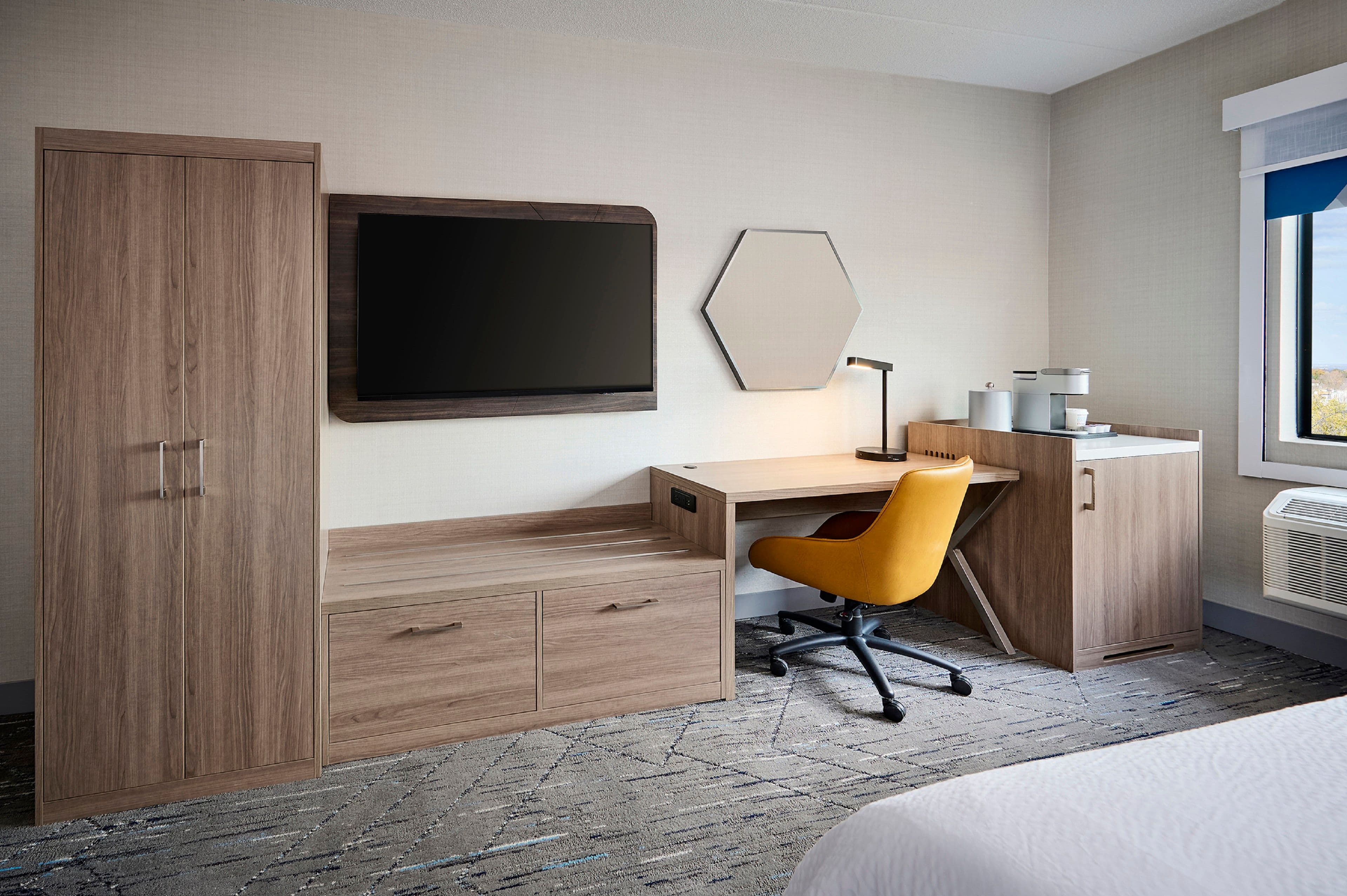 Holiday Inn Express Hamilton - Upper James - Image 5