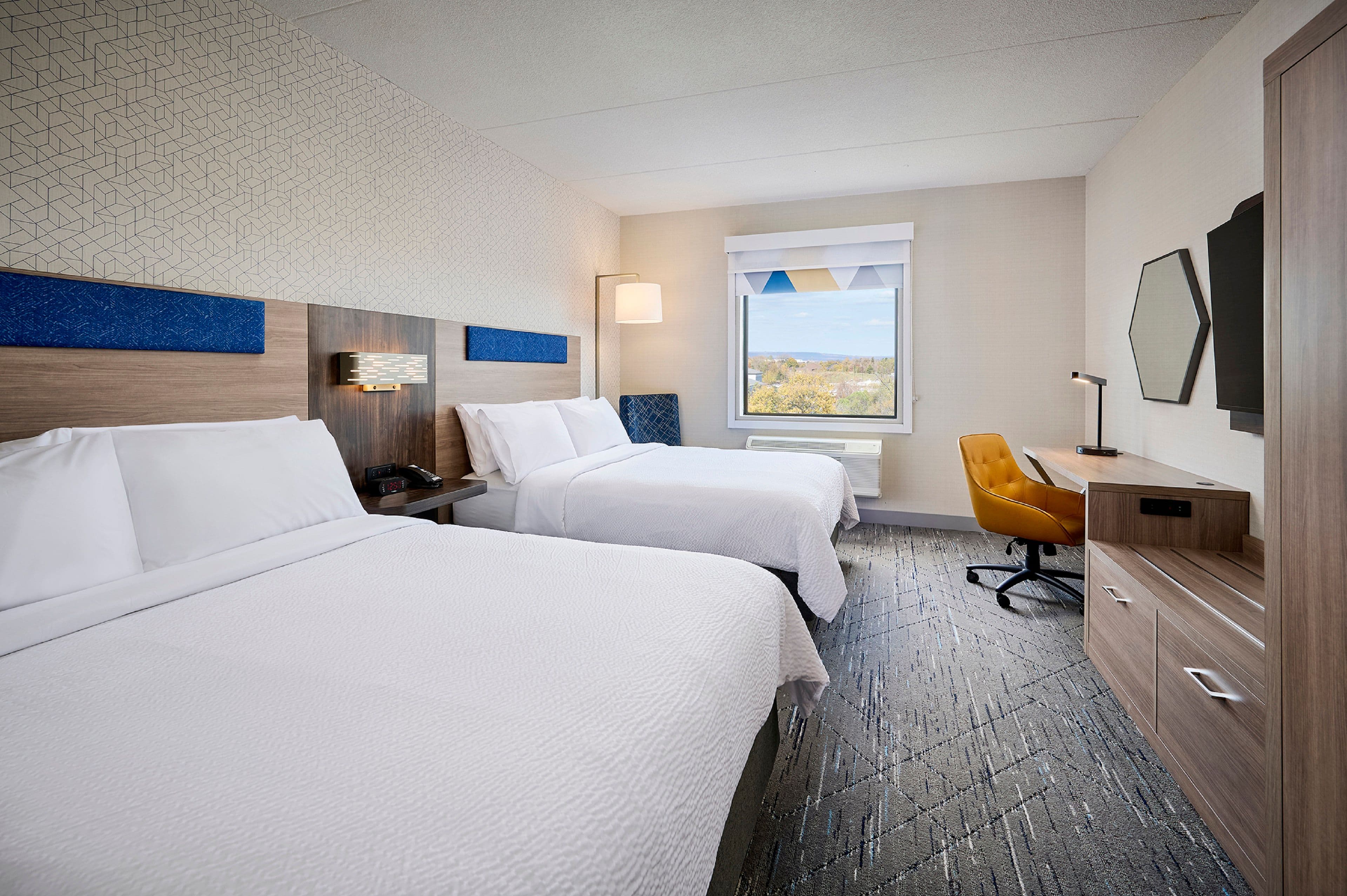 Holiday Inn Express Hamilton - Upper James — 14