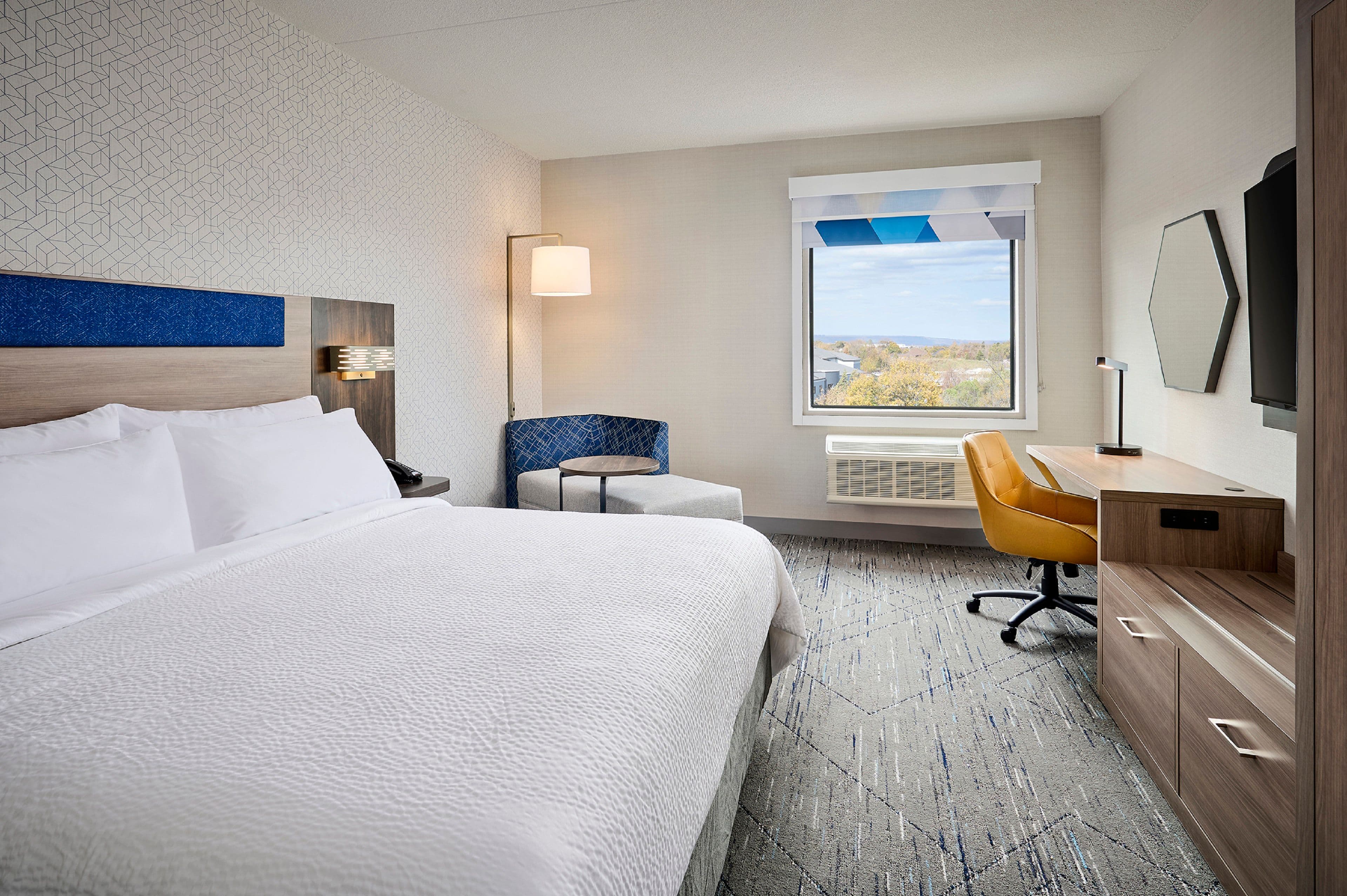 Holiday Inn Express Hamilton - Upper James — 7