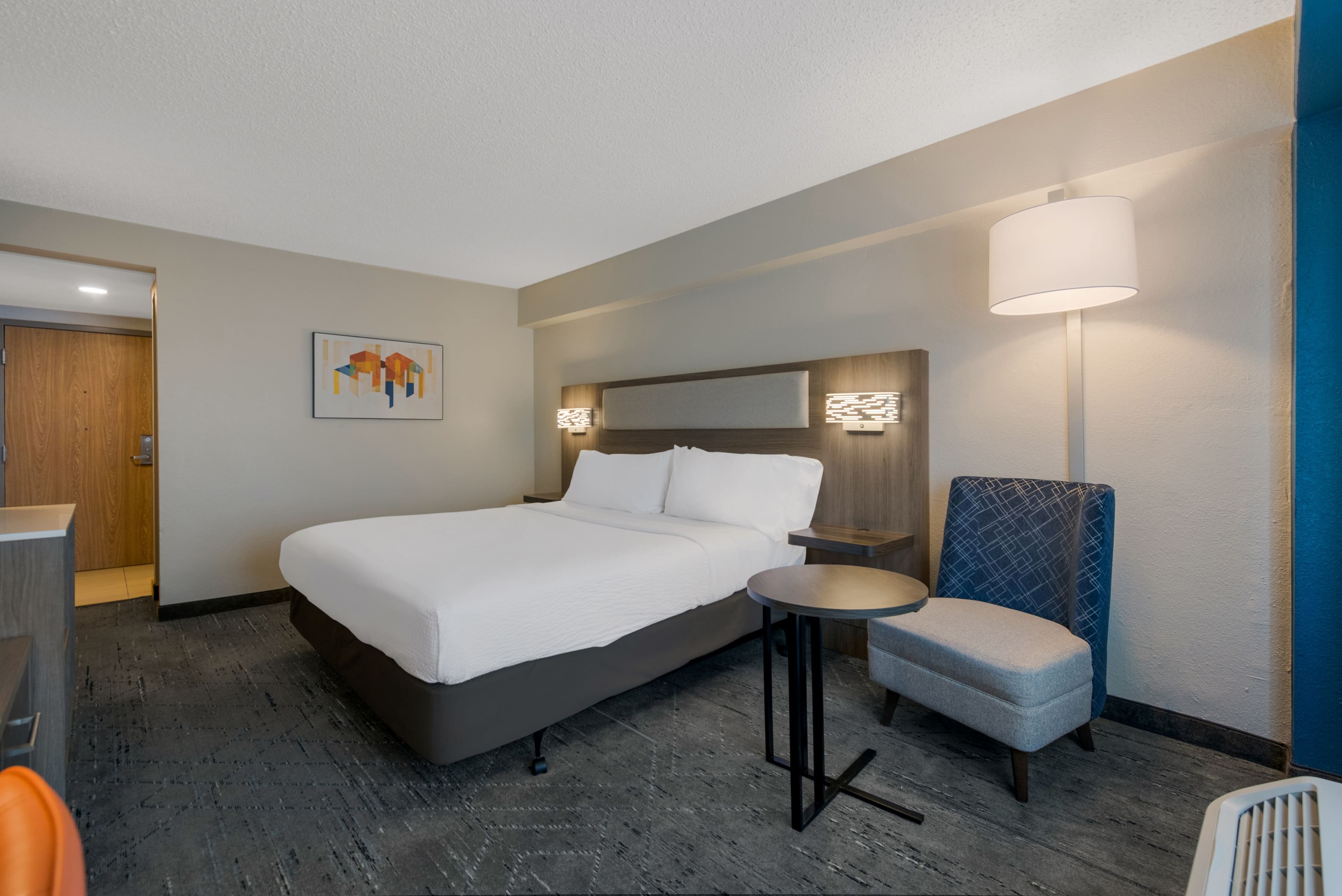 Holiday Inn Express Hampton - Coliseum Central — 11