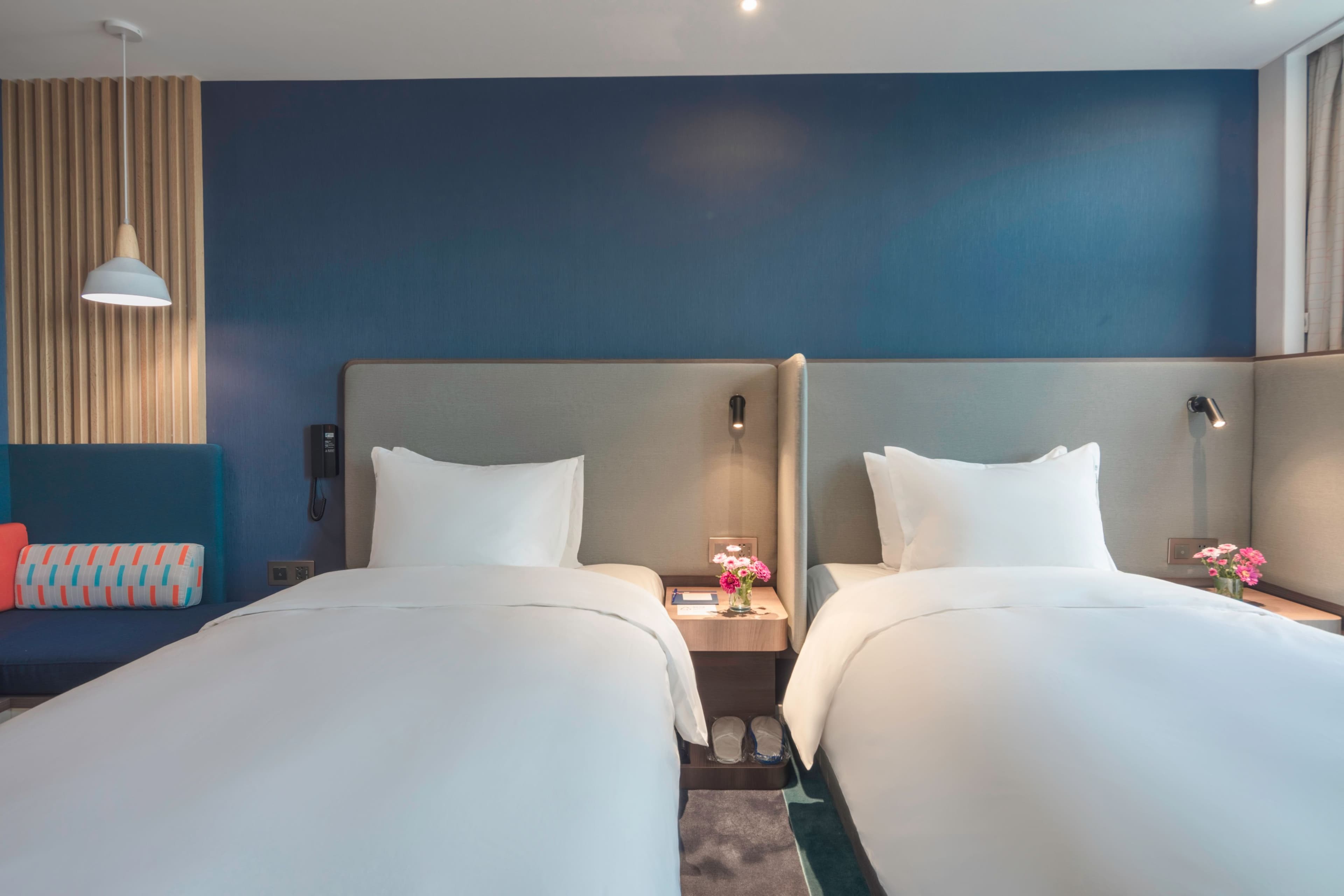 Holiday Inn Express Hangzhou Jiuzhou - Image 3