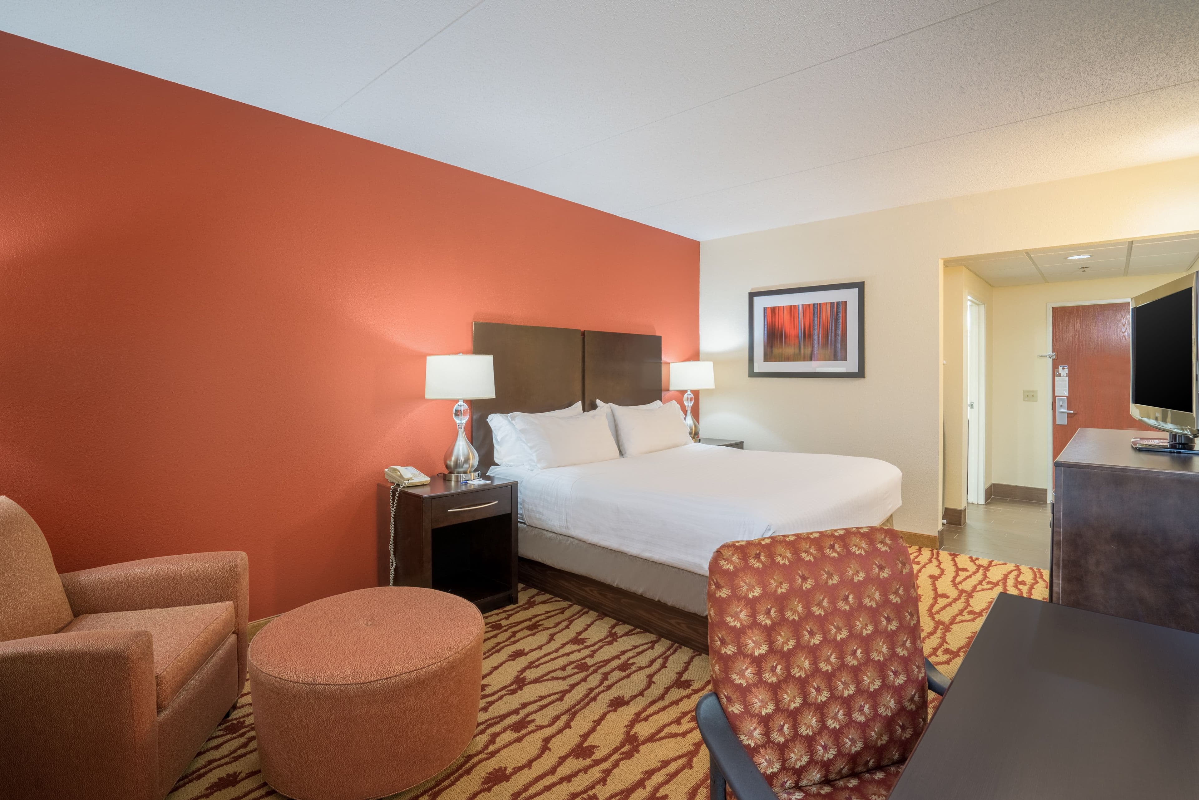 Holiday Inn Express Hanover - Image 2
