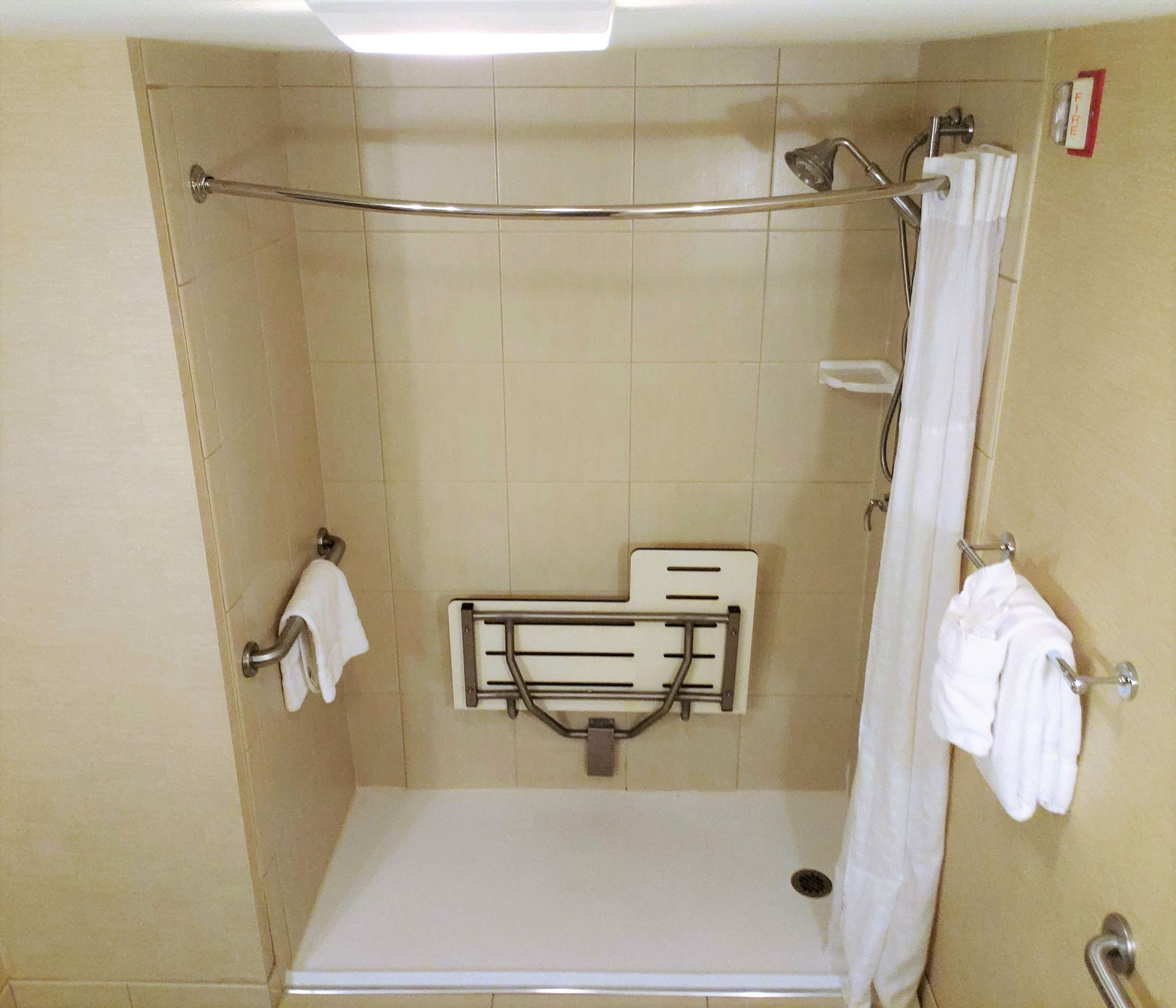 Holiday Inn Express Baltimore-Bwi Airport West — 13