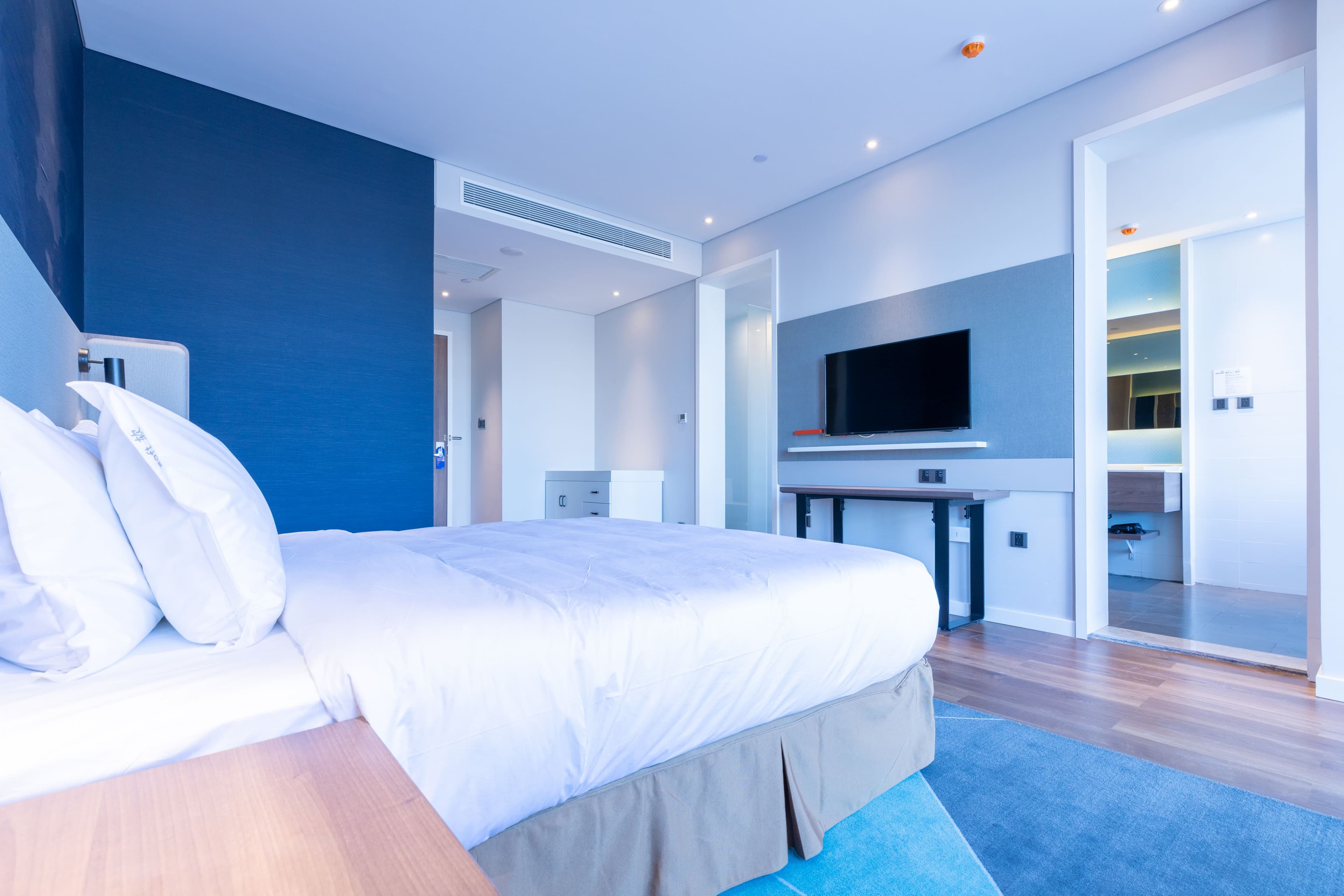 Holiday Inn Express Harbin Qunli — 4