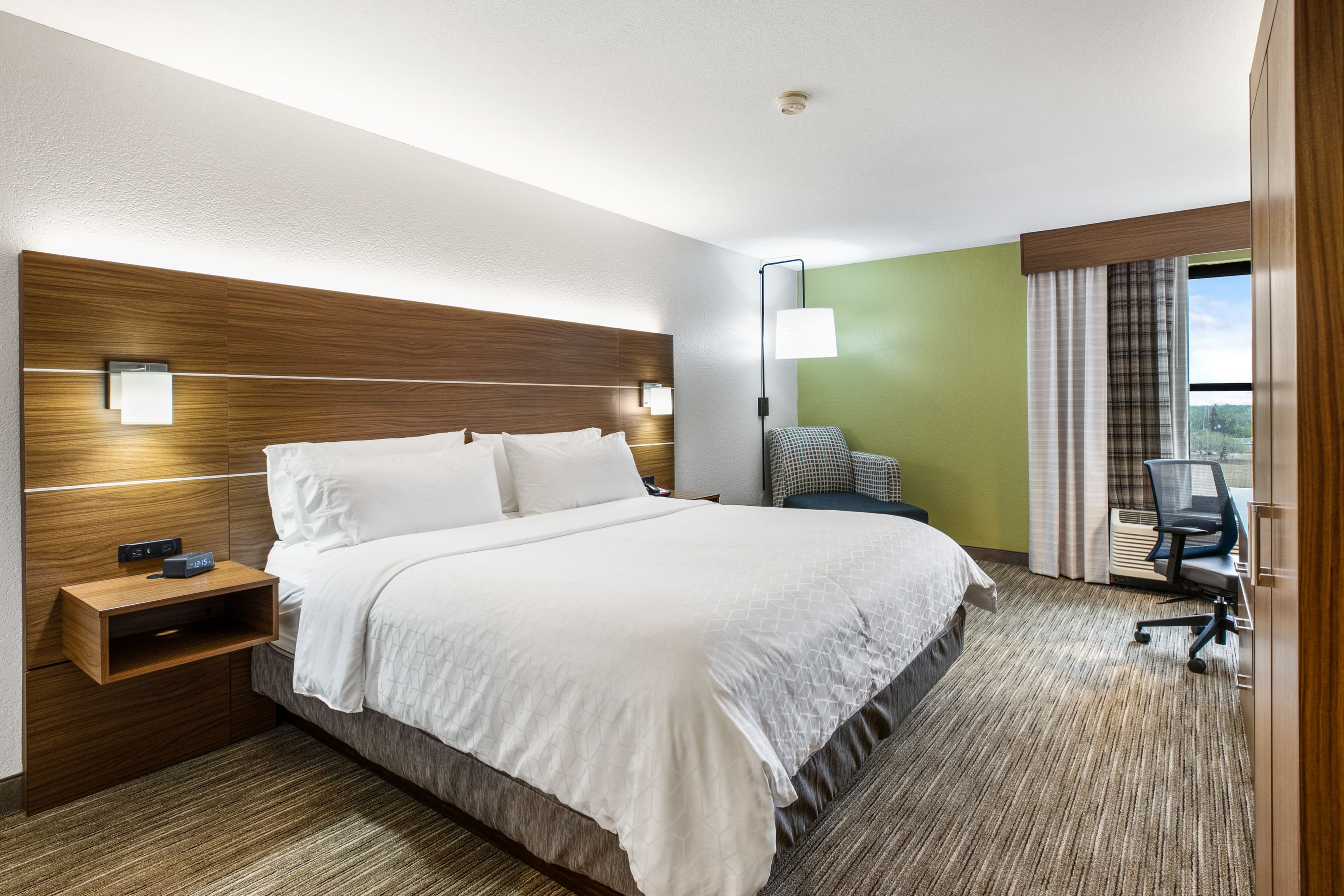 Holiday Inn Express Harlingen — 13