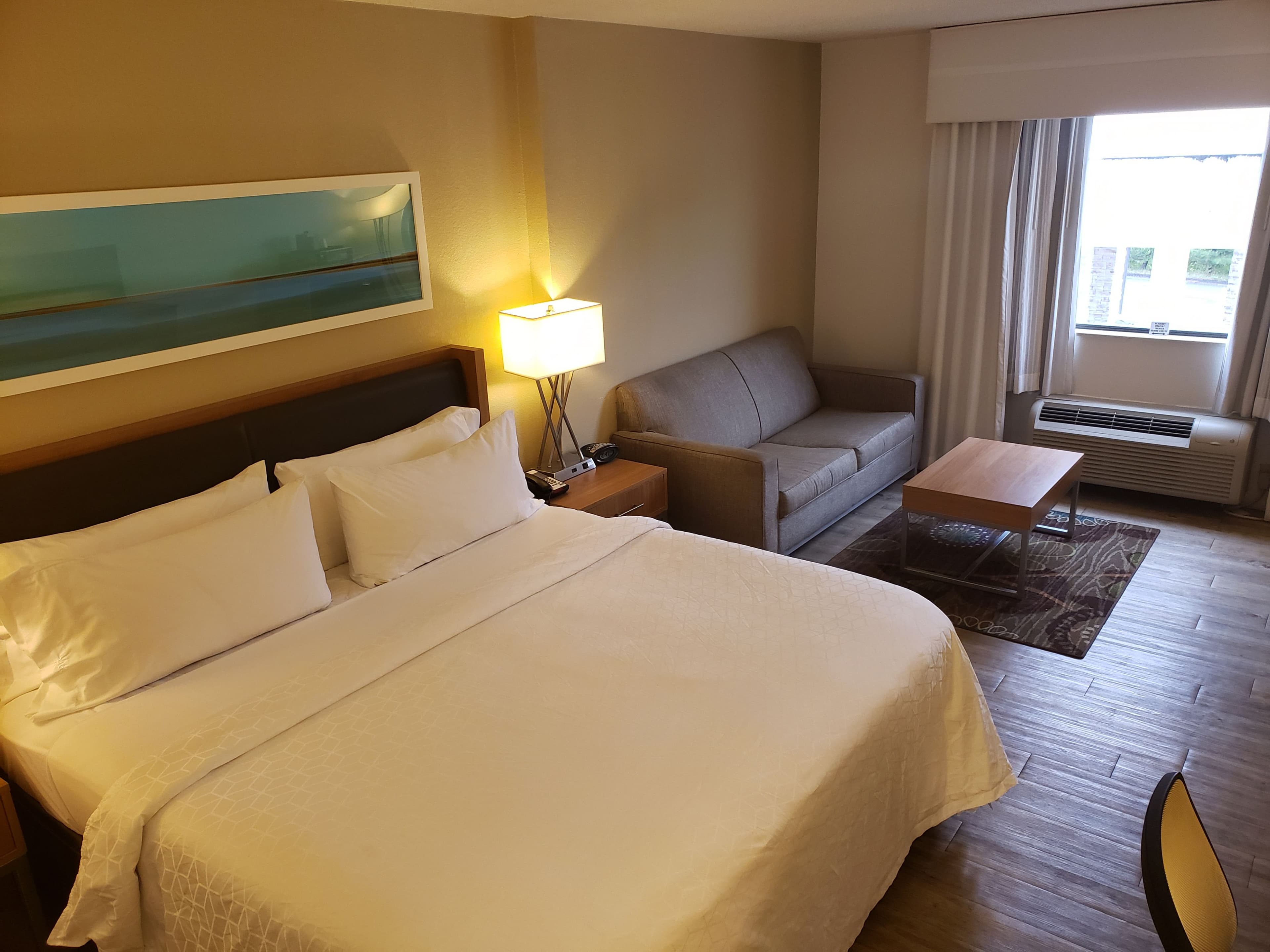 Holiday Inn Express Pittsburgh-North (Harmarville) — 7