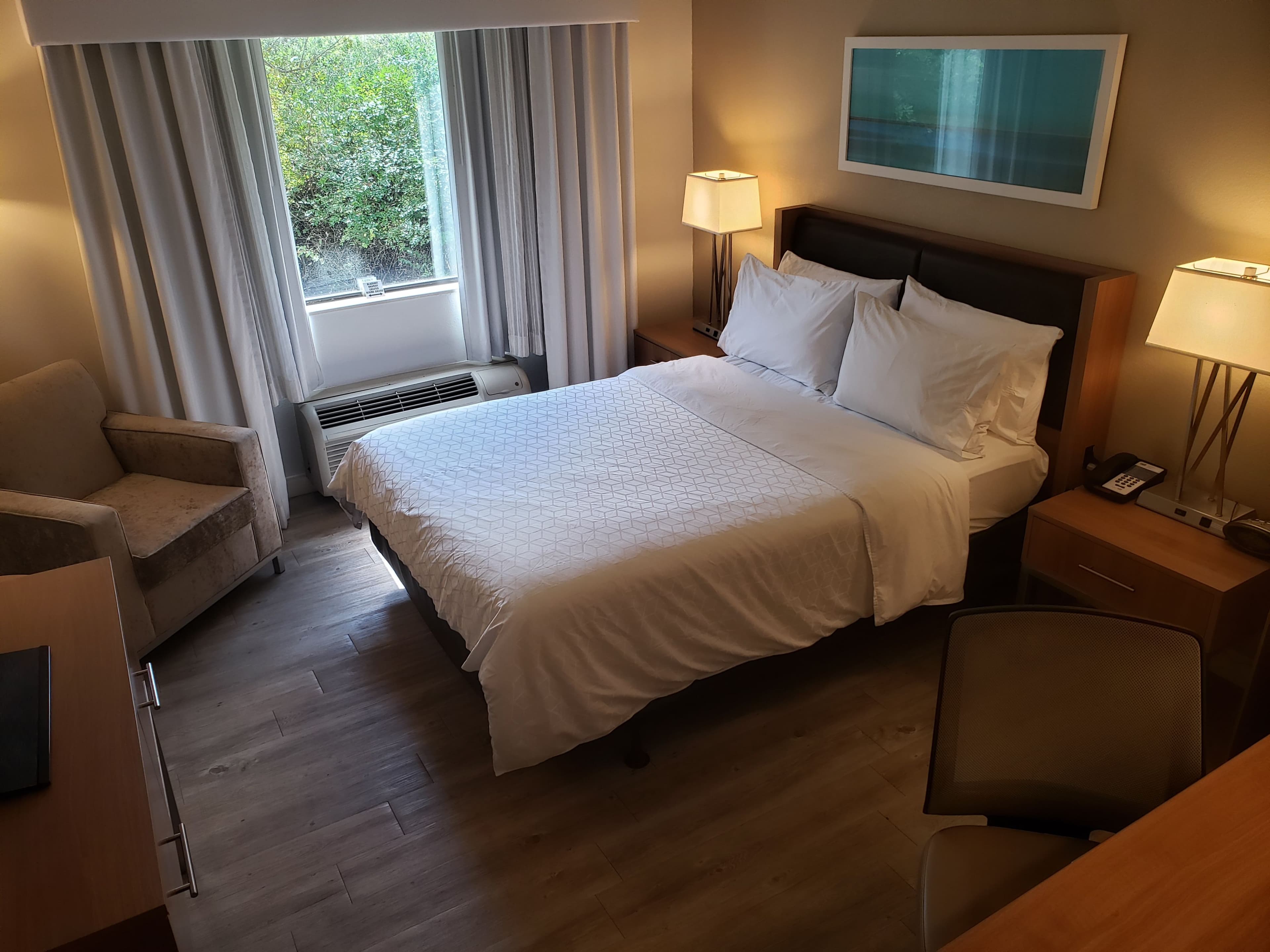 Holiday Inn Express Pittsburgh-North (Harmarville) — 17
