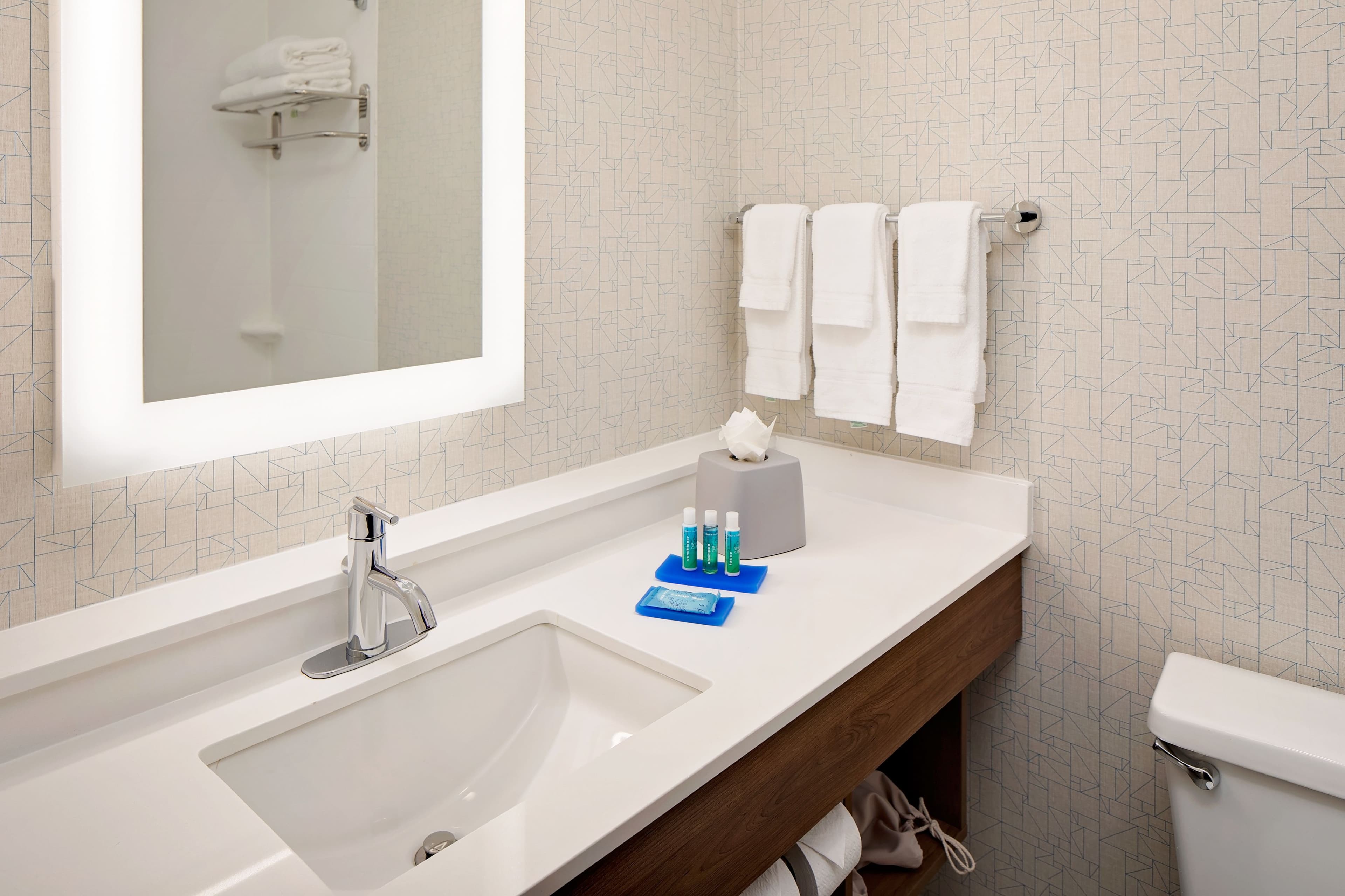 Holiday Inn Express Harrisburg East - Hershey Area — 7