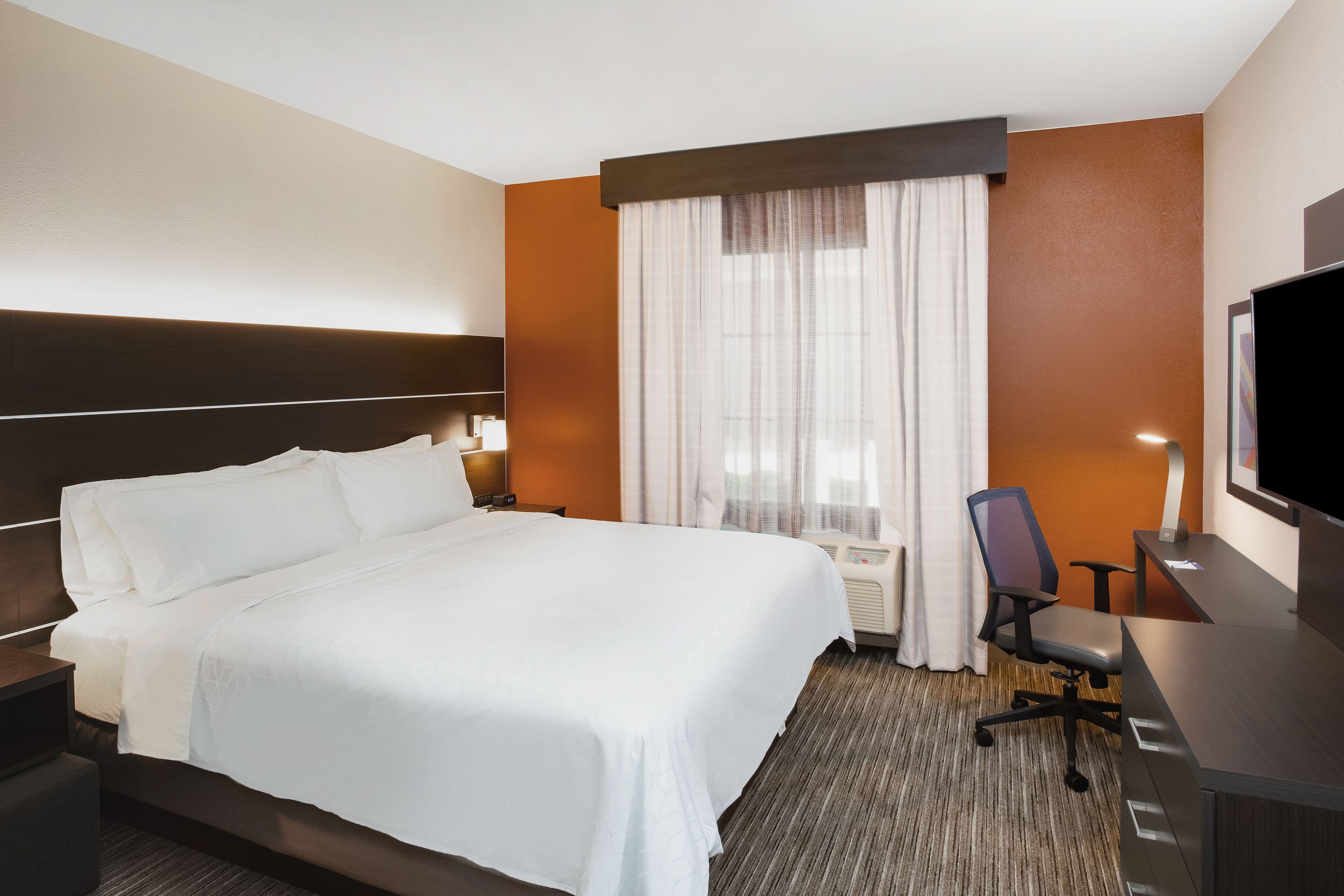 Holiday Inn Express Haskell-Wayne Area — 4