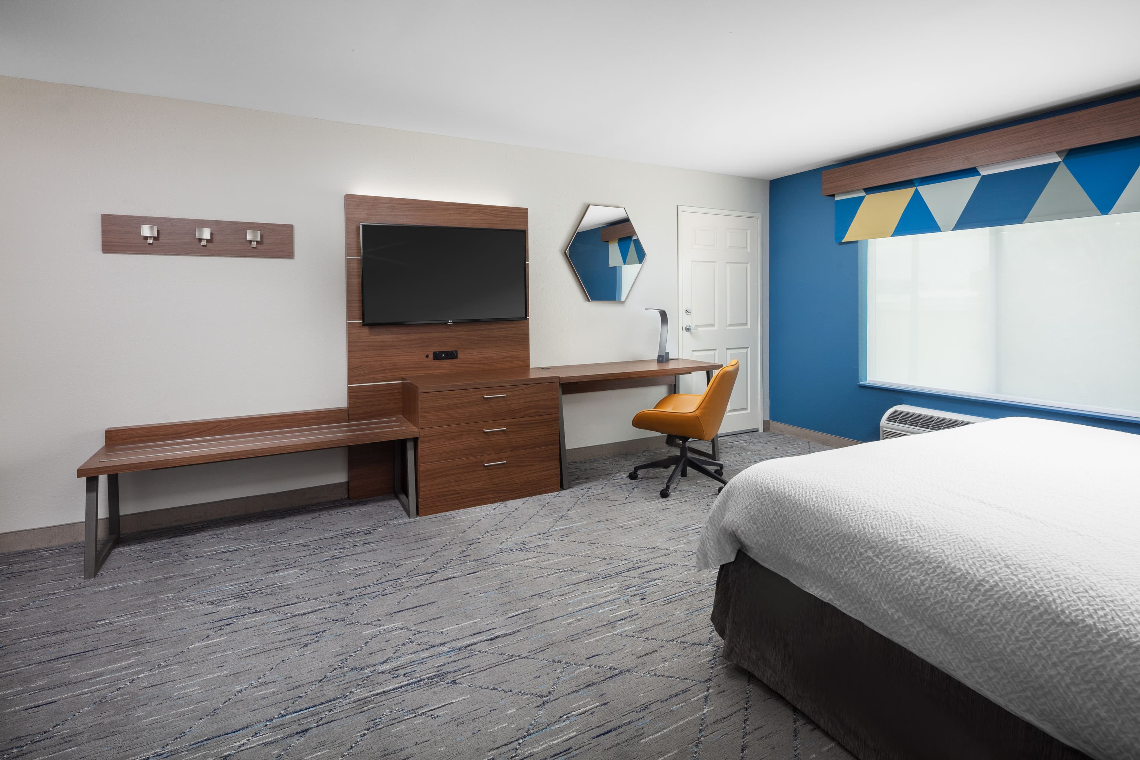 Holiday Inn Express Hastings — 6