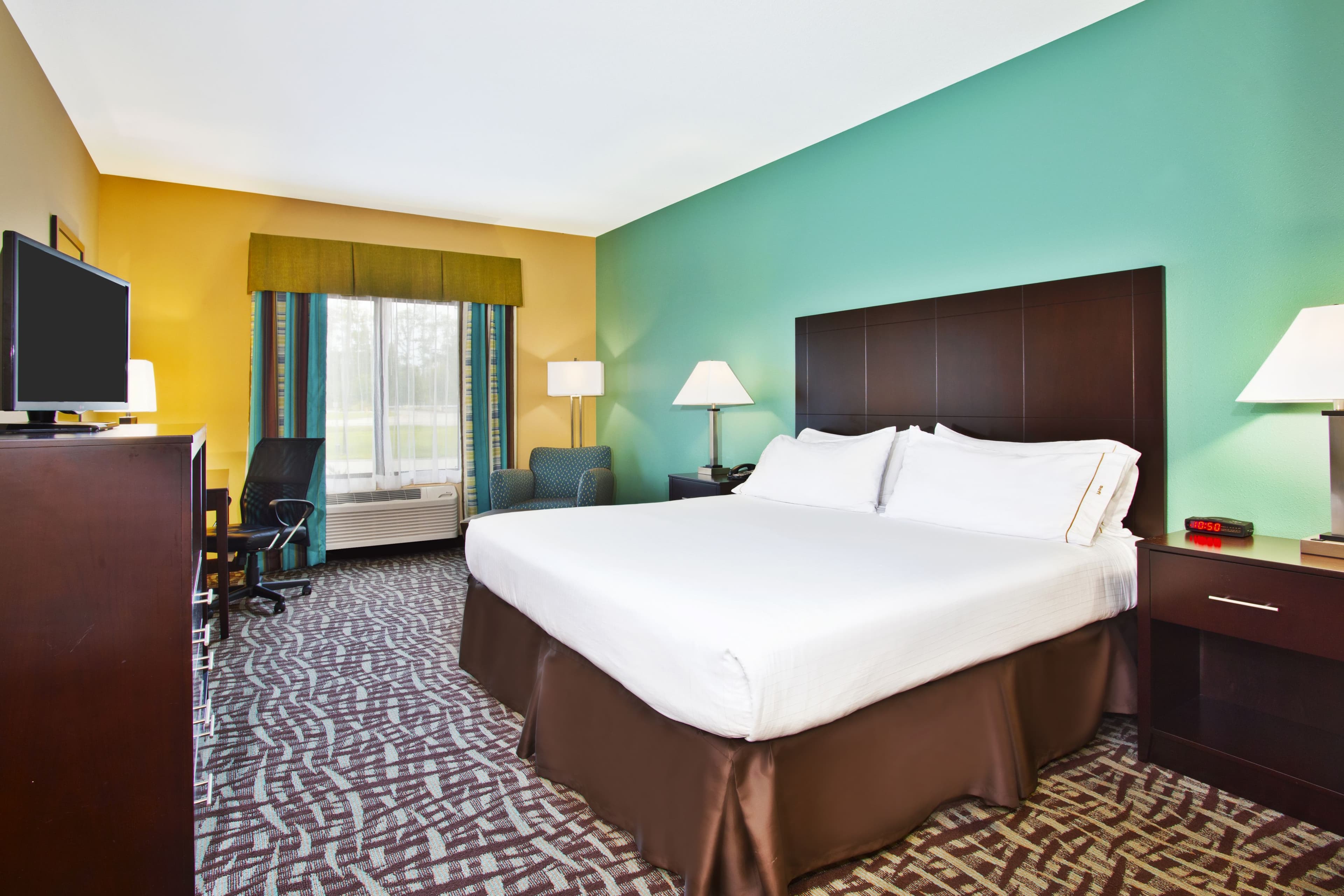Holiday Inn Express Hastings — 6