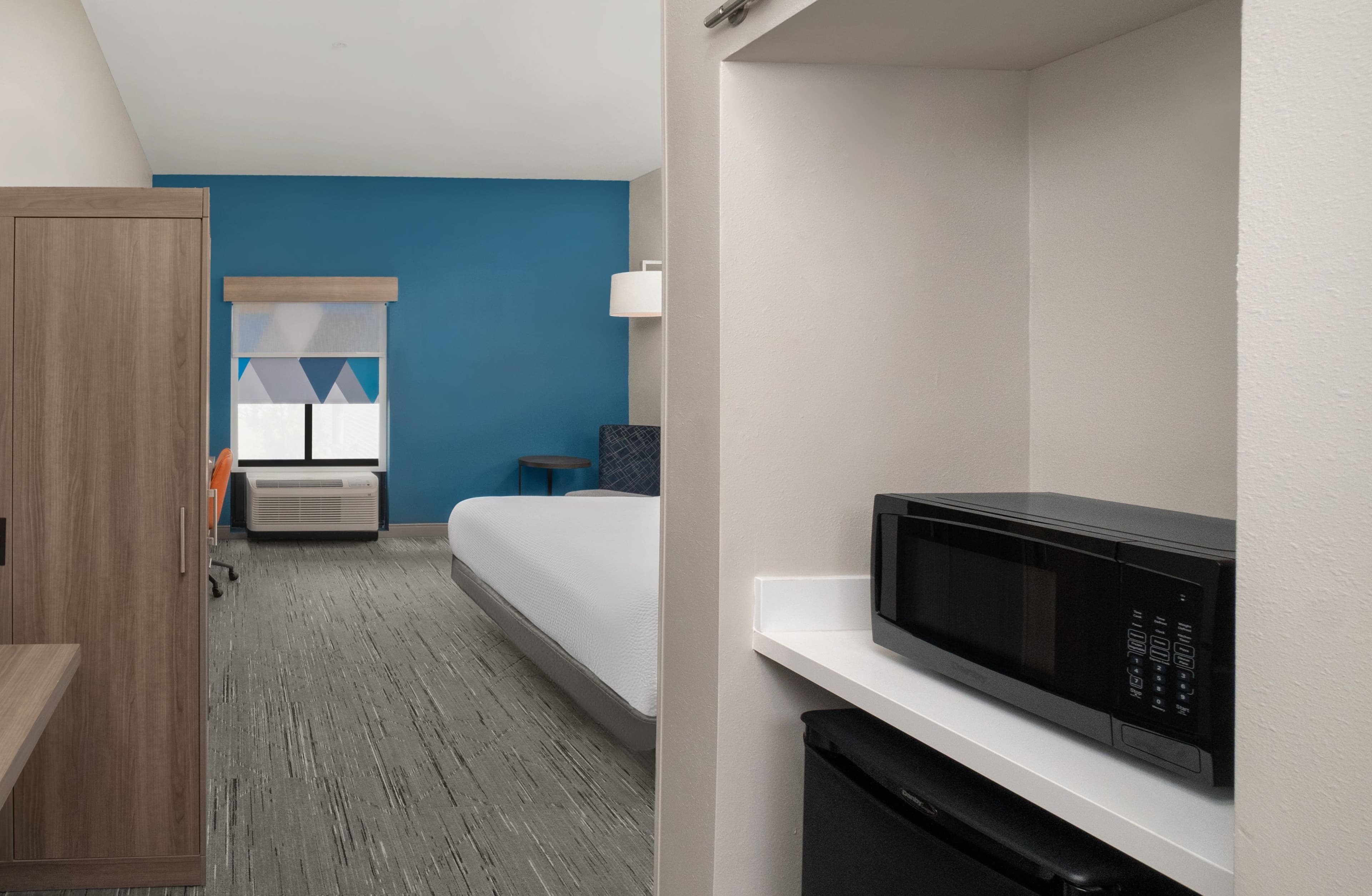 Holiday Inn Express Hattiesburg West – Univ Area — 14