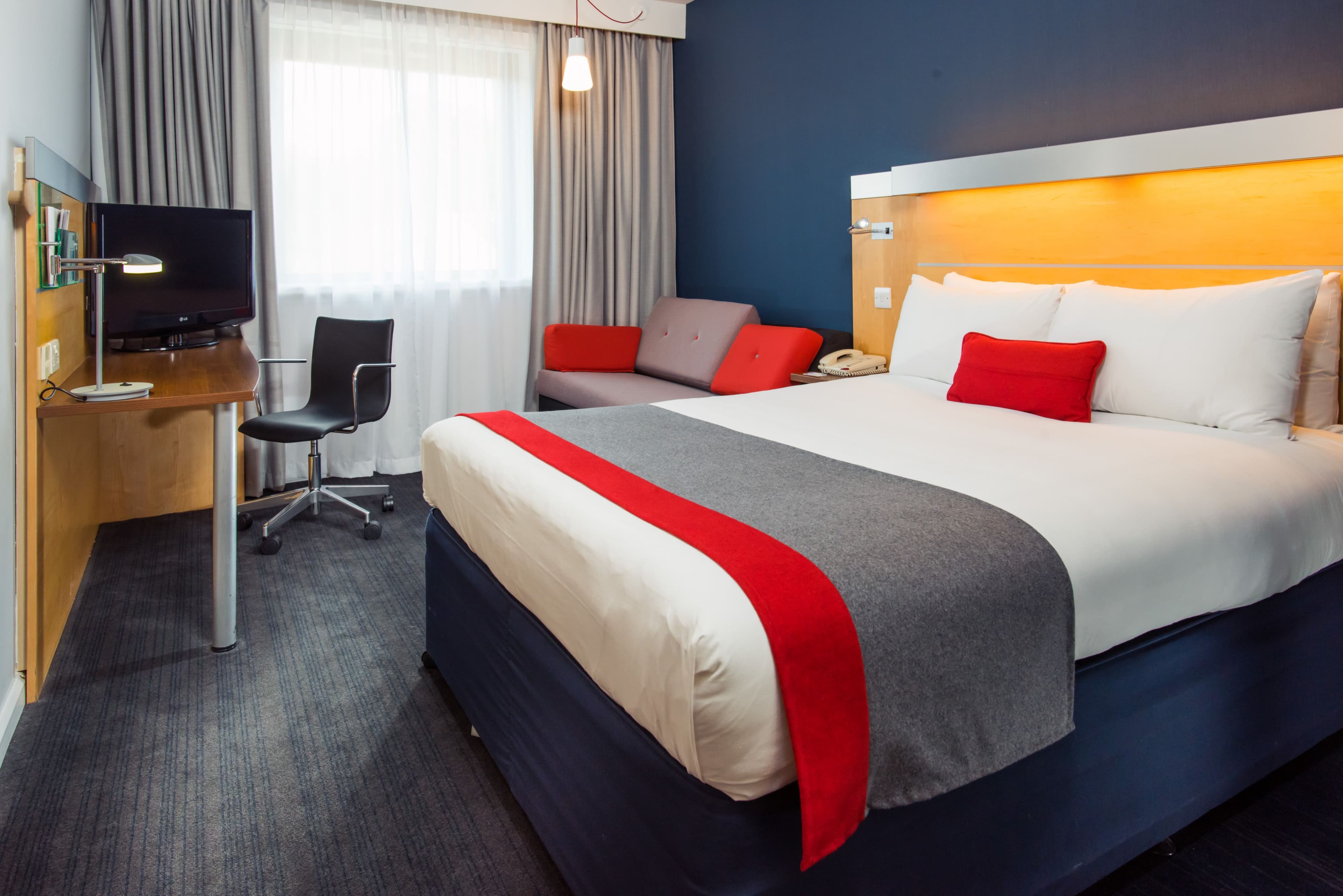 Holiday Inn Express Hemel Hempstead — 11