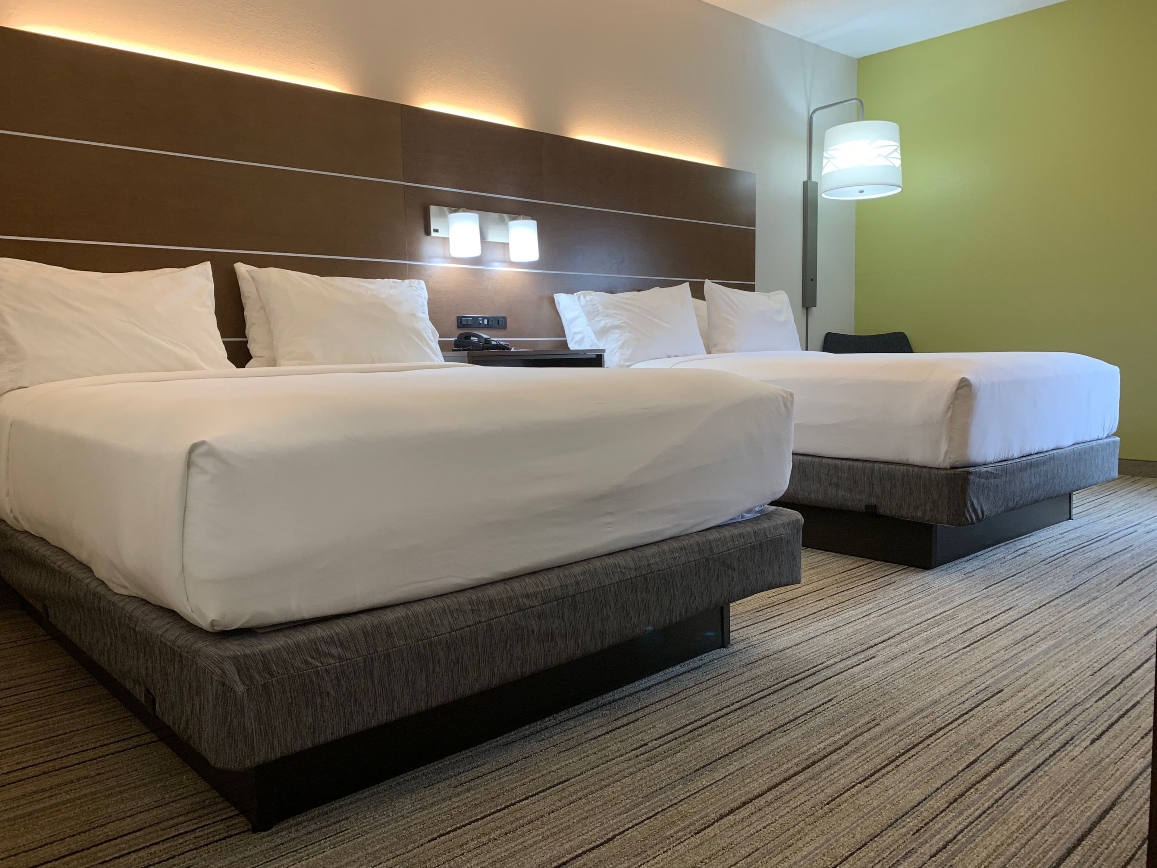 Holiday Inn Express Hillsborough (Durham Area) — 12