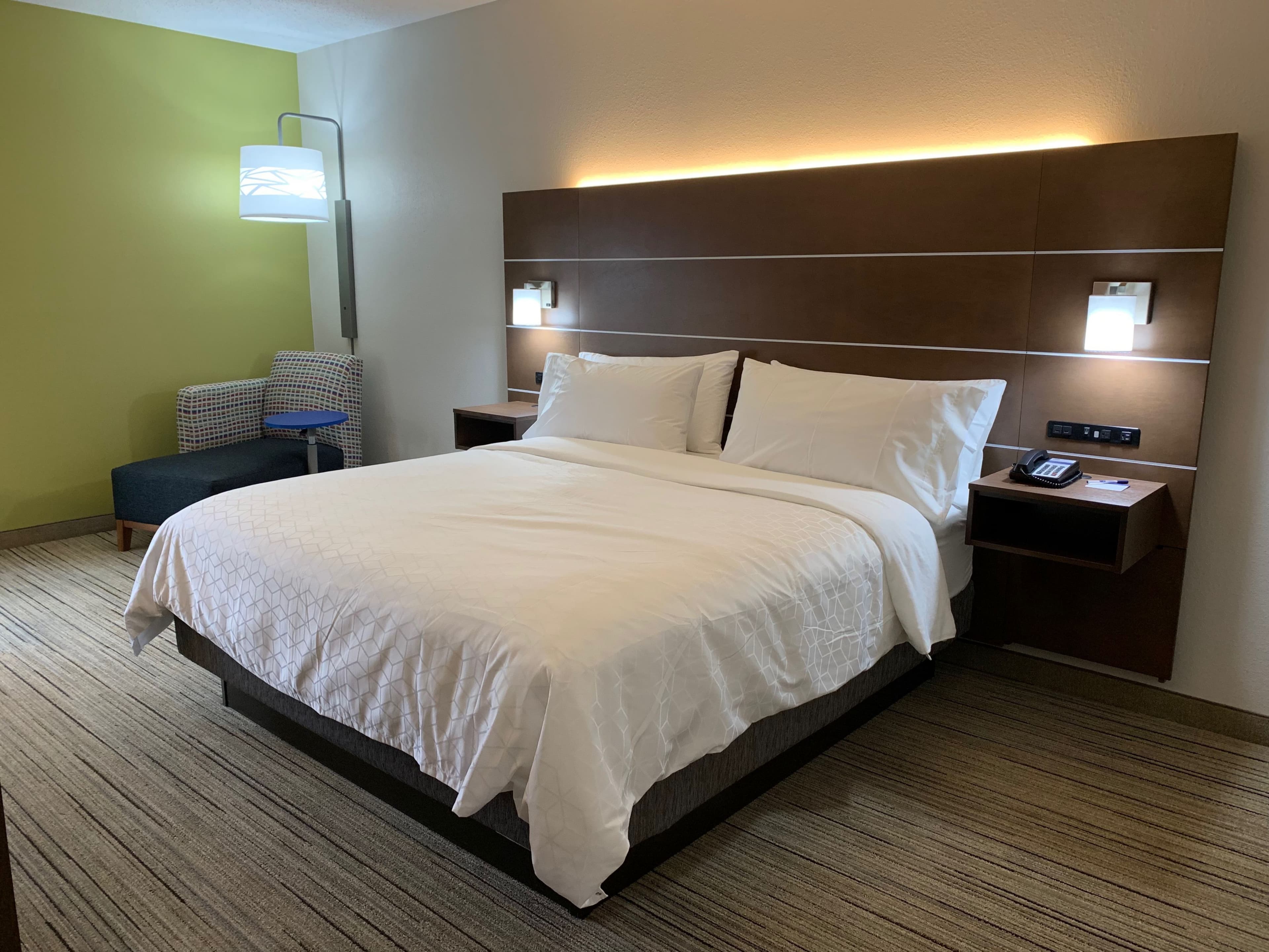 Holiday Inn Express Hillsborough (Durham Area) - Image 3