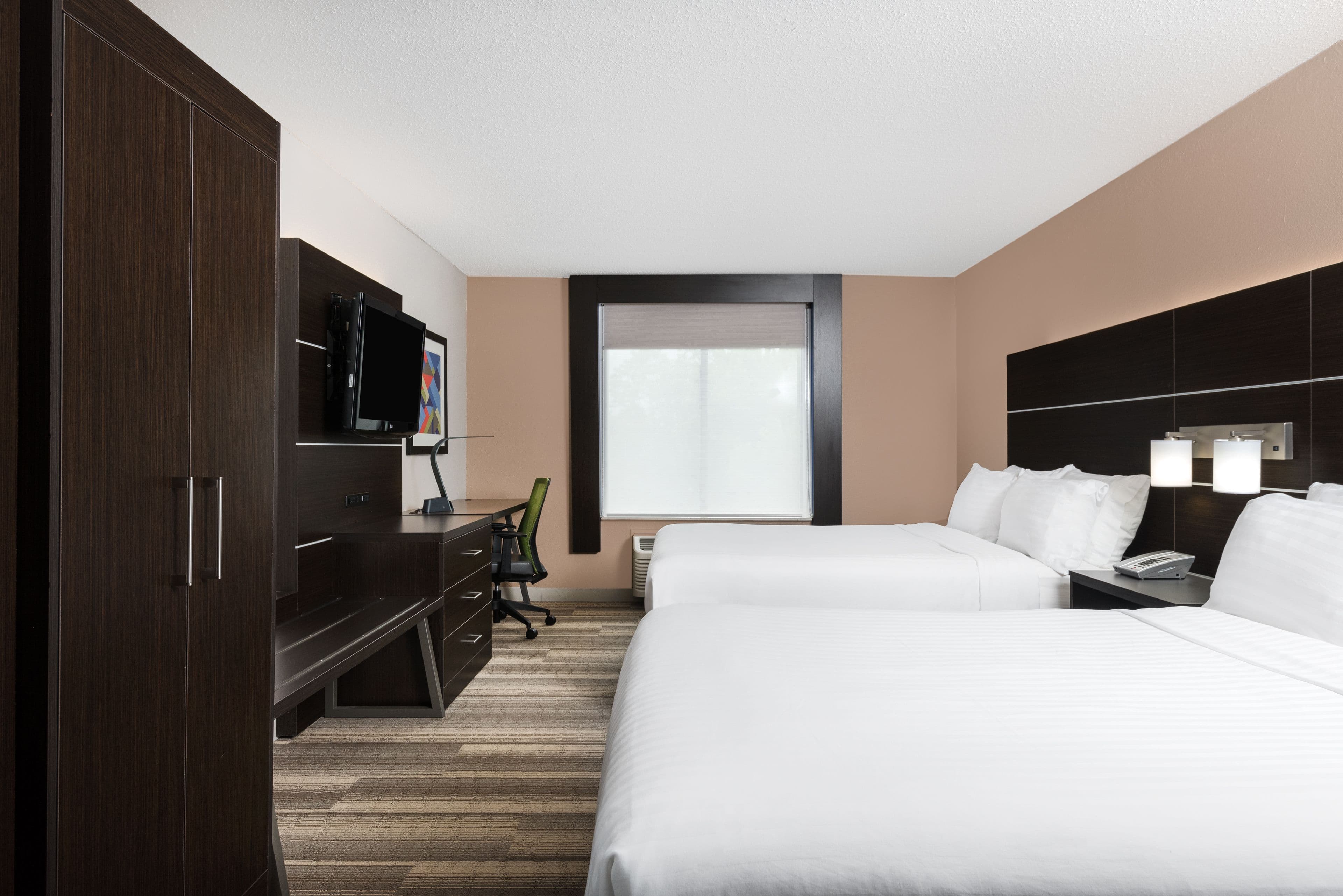 Holiday Inn Express Hillsville — 13