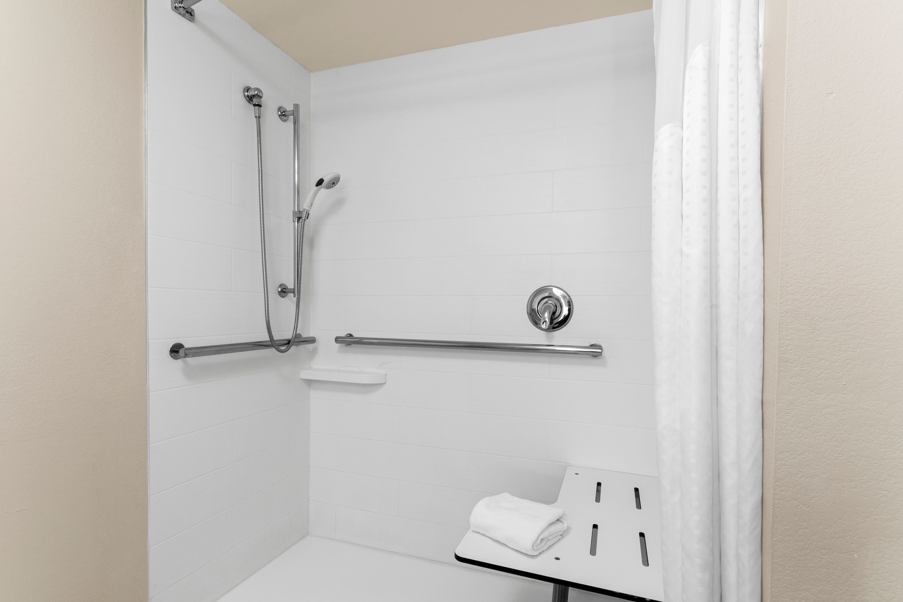 Holiday Inn Express Hilton Head Island — 12