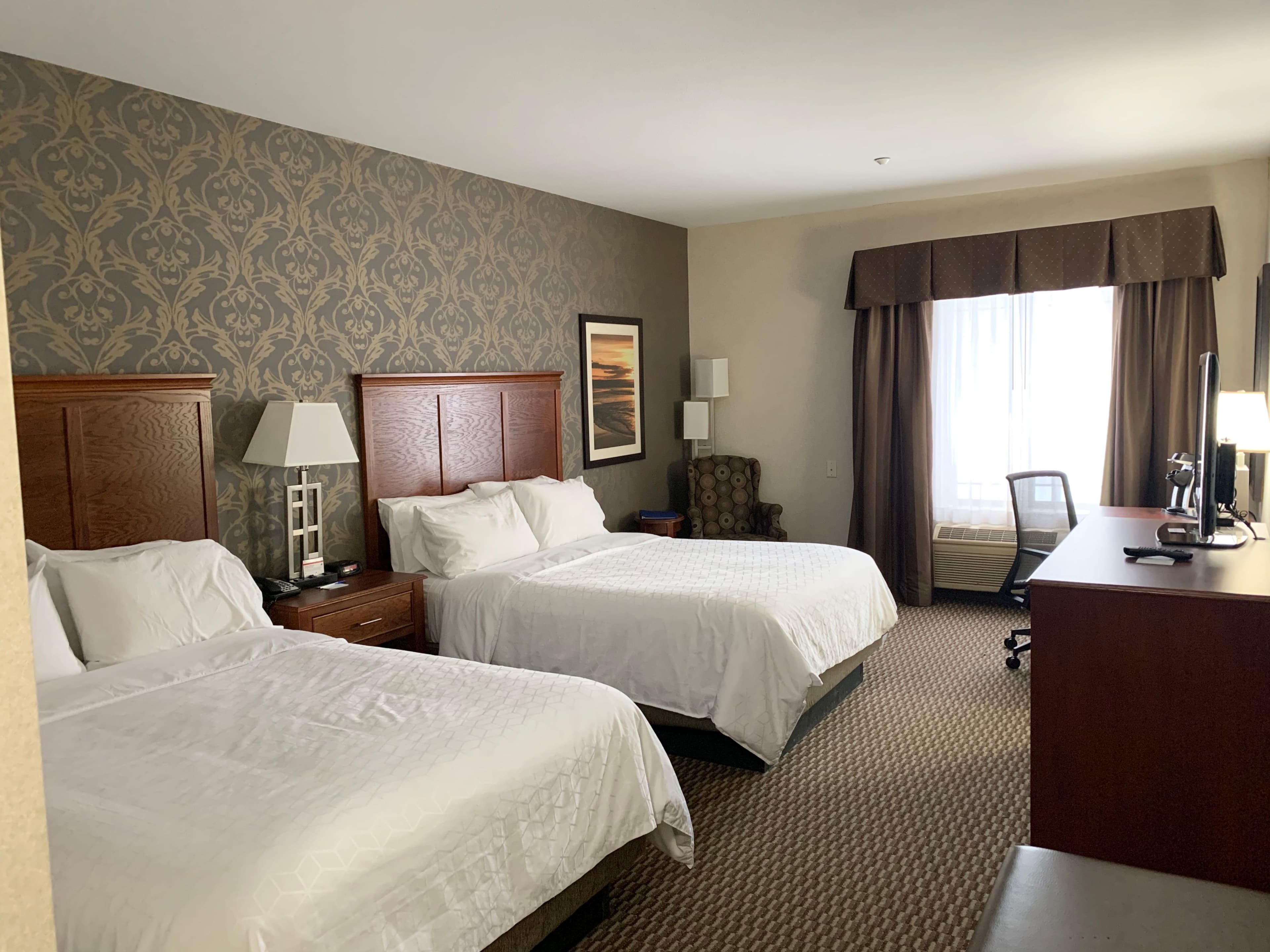 Holiday Inn Express Holland — 9