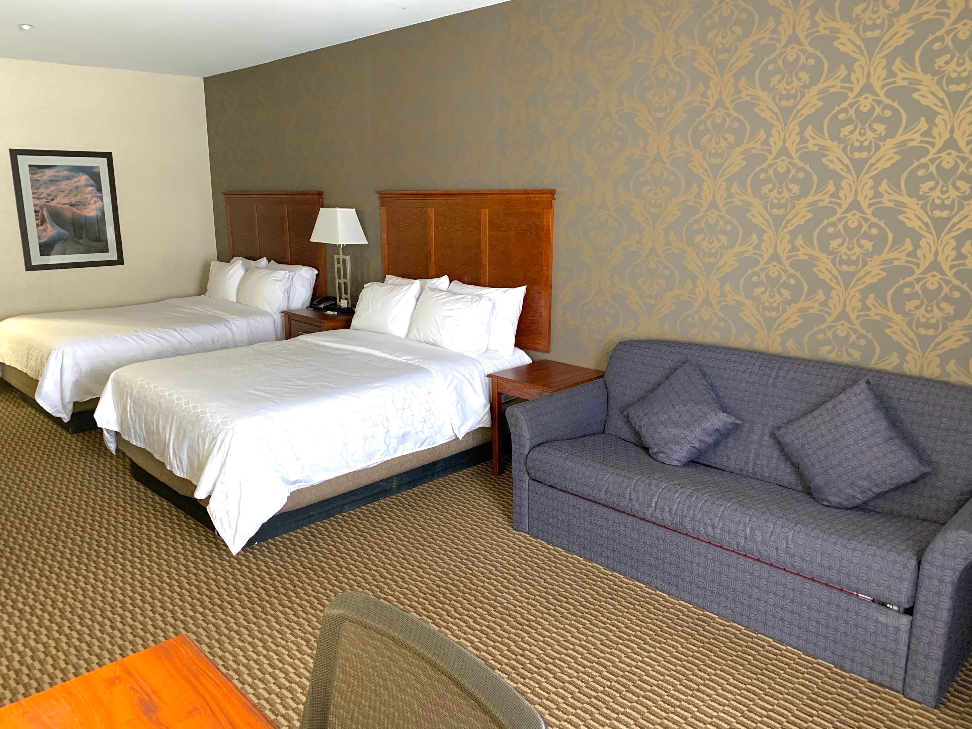 Holiday Inn Express Holland — 12