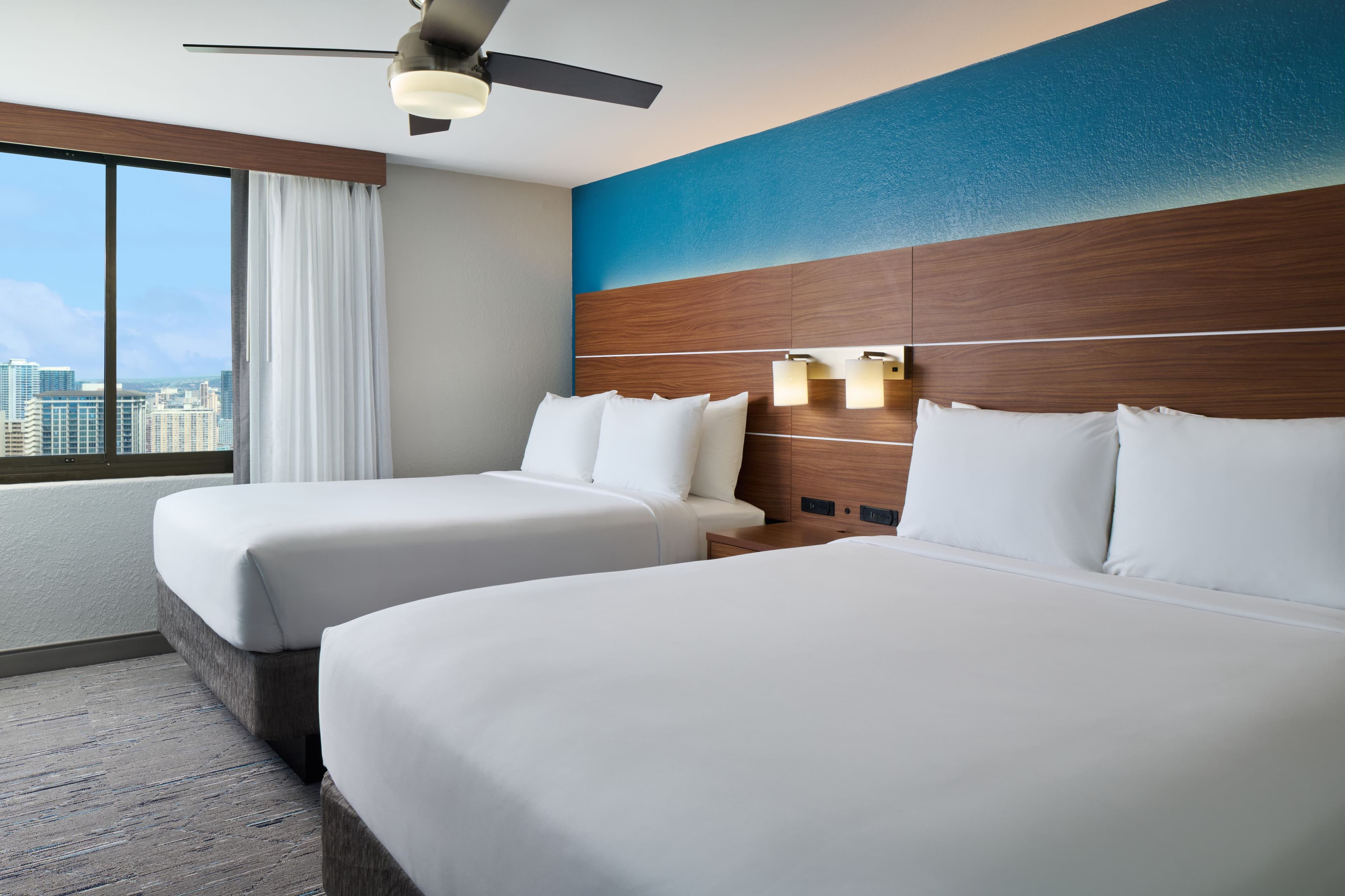 Holiday Inn Express Waikiki — 60