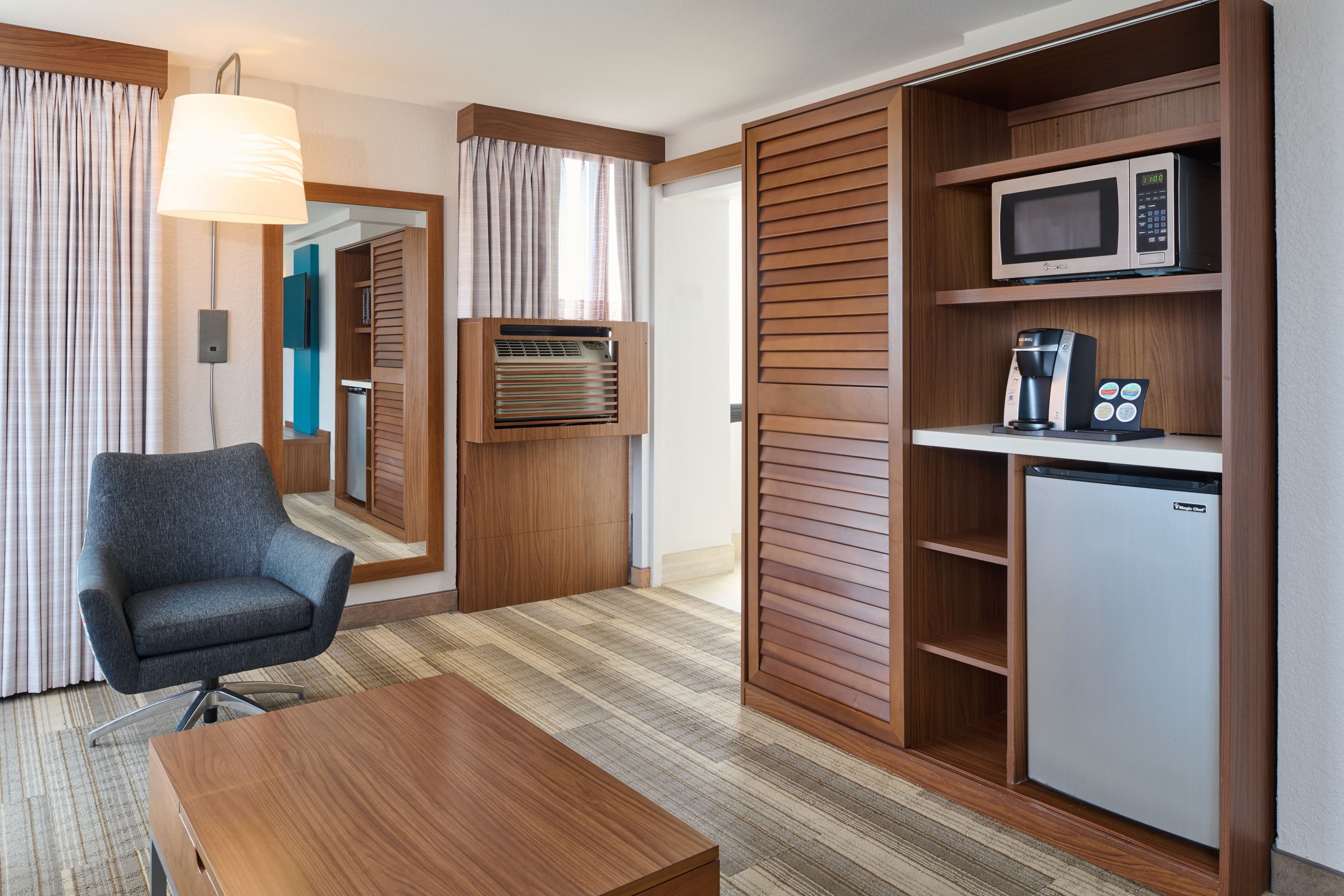 Holiday Inn Express Waikiki — 75