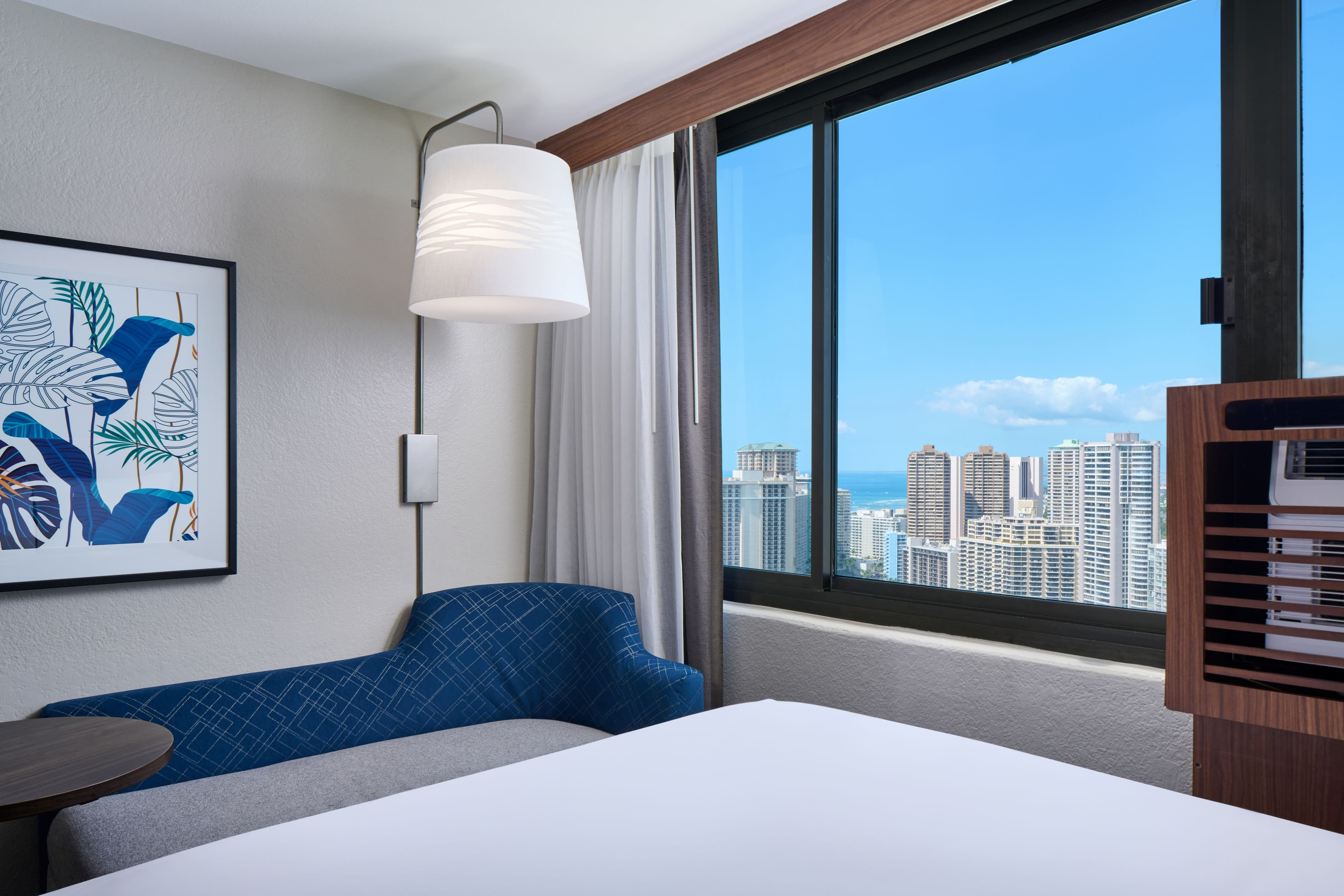 Holiday Inn Express Waikiki — 52